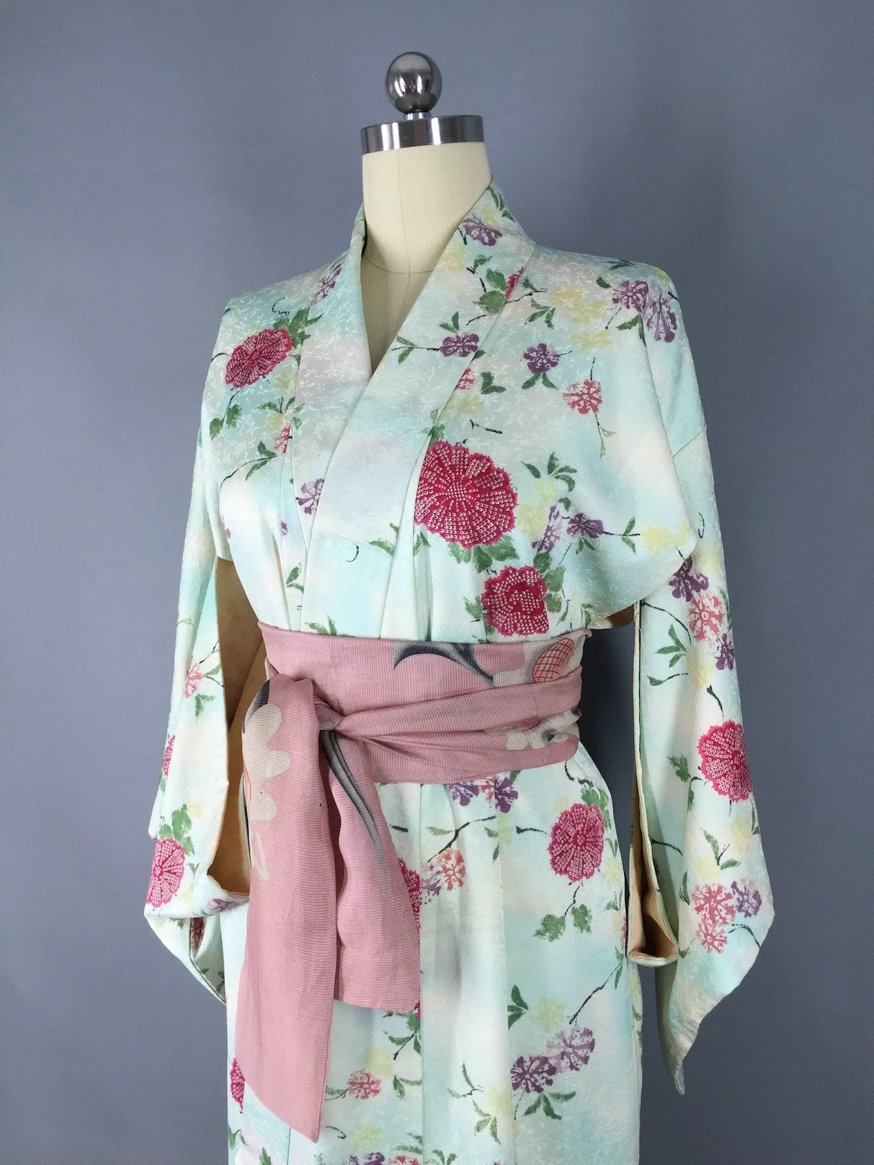 1940s Vintage Silk Kimono Robe / Aqua Blue Floral