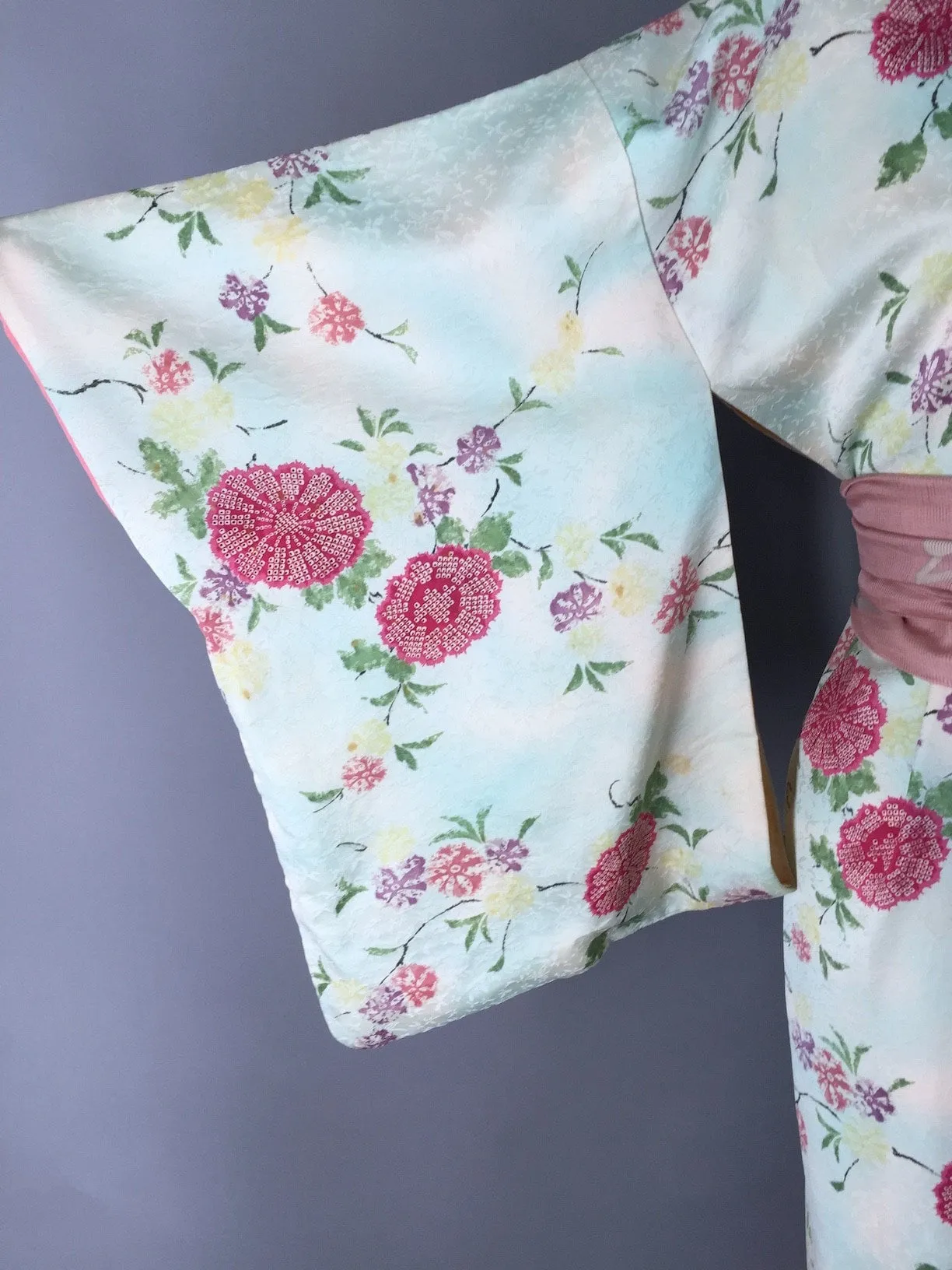 1940s Vintage Silk Kimono Robe / Aqua Blue Floral