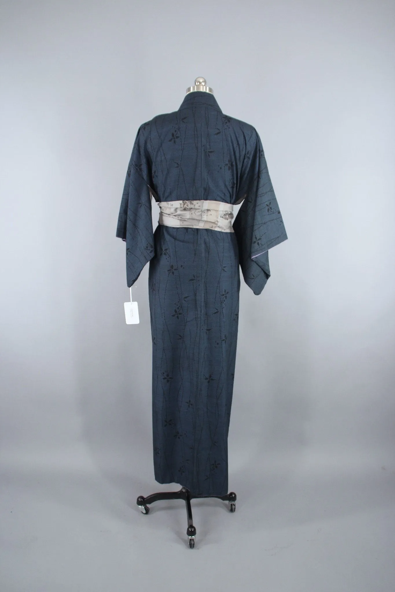 1940s Vintage Silk Kimono Robe / Blue & Black IKAT