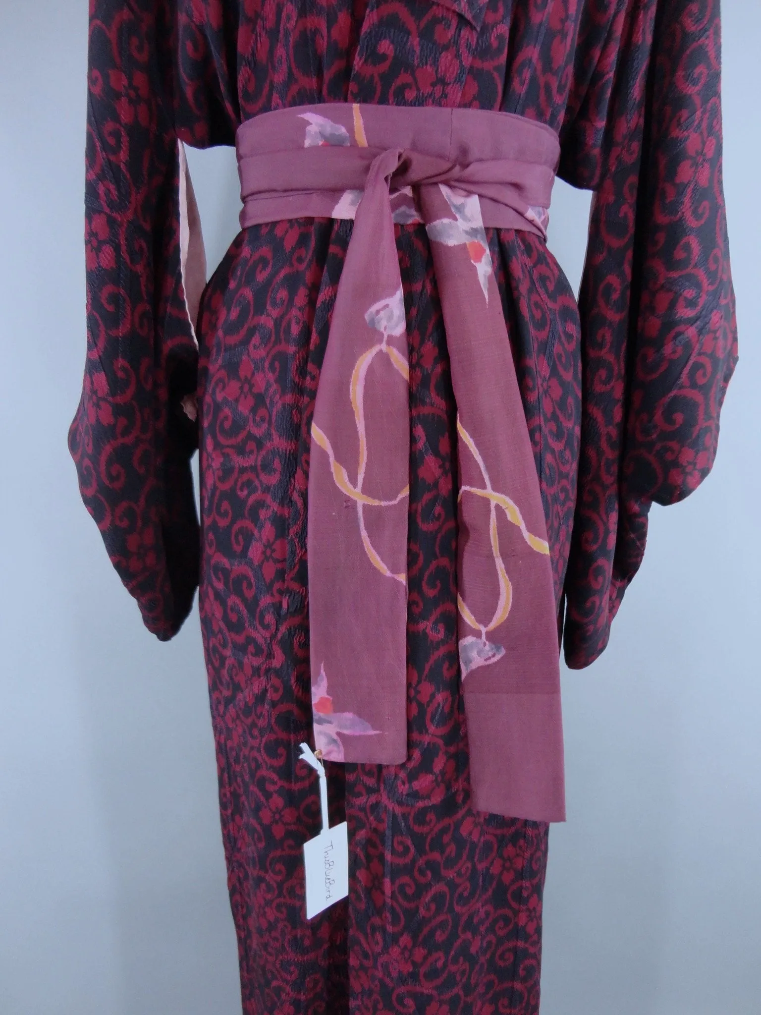 1940s Vintage Silk Kimono Robe in Black and Cranberry Red Arabesque