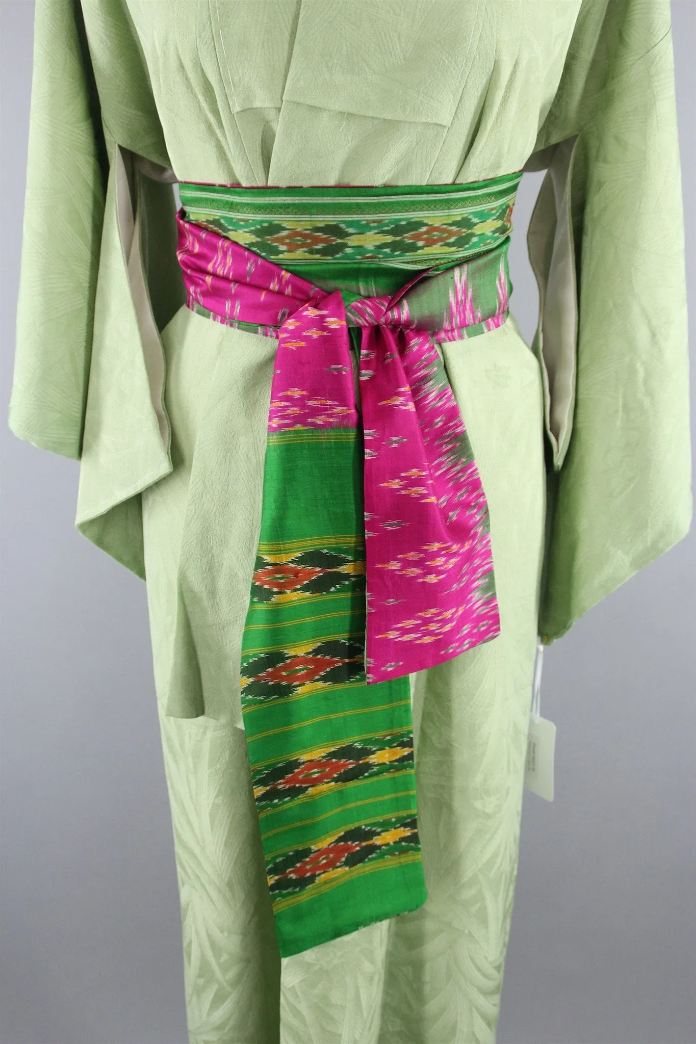 1940s Vintage Silk Kimono Robe with Light Green Bamboo Leaves