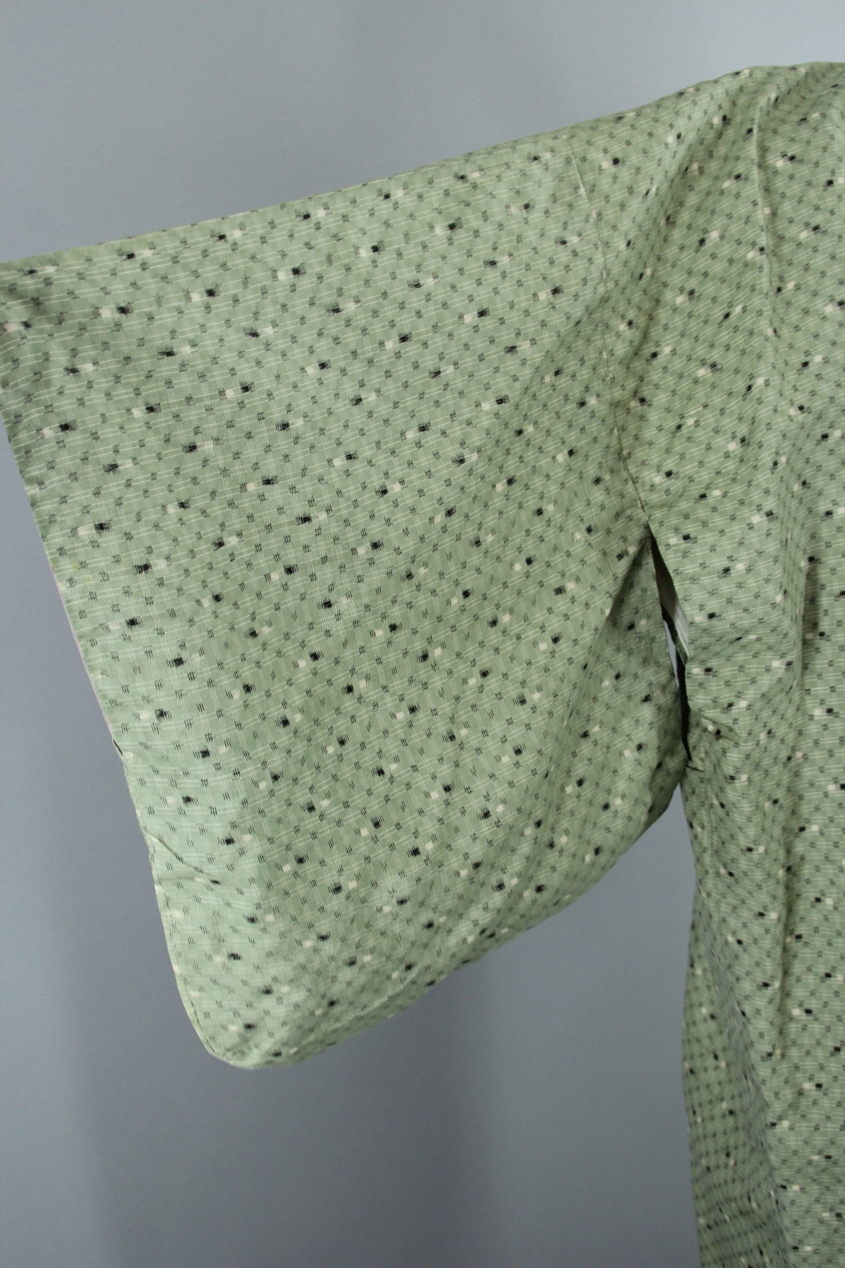 1950s Vintage Silk Kimono Robe / Sage Green Ikat