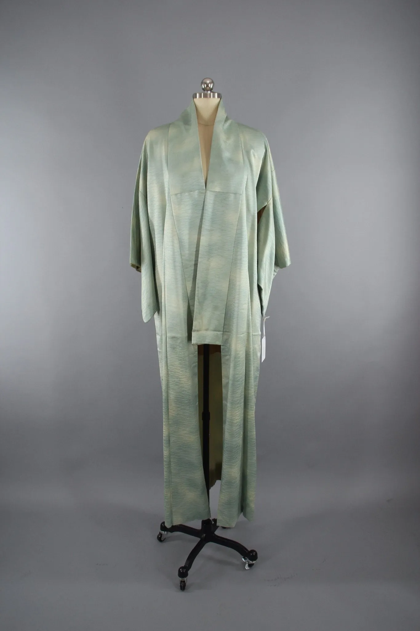 1960s Vintage Silk Kimono Robe in Sea Foam Green Ombre Satin