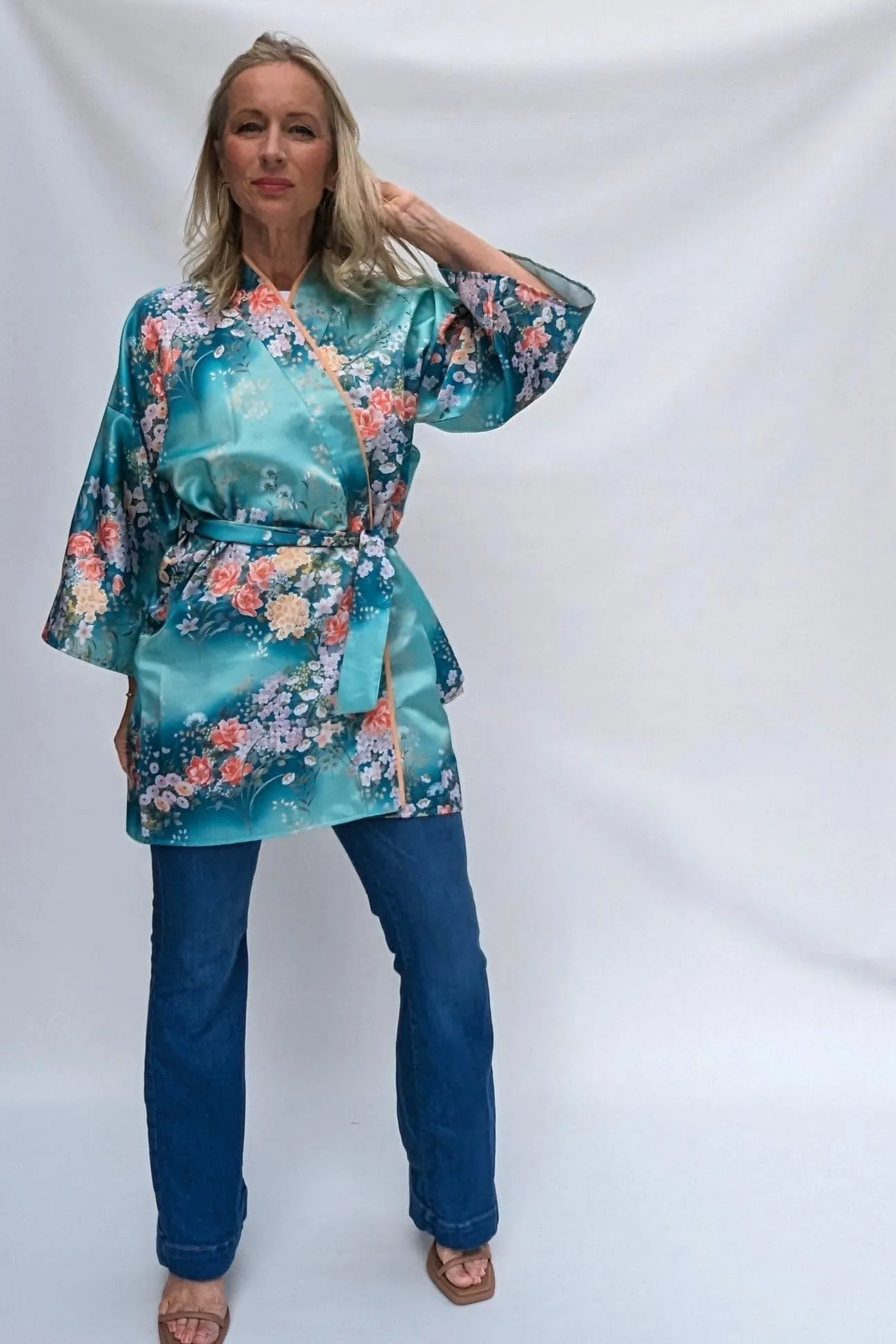 1970s Vintage Kimono Robe Jacket