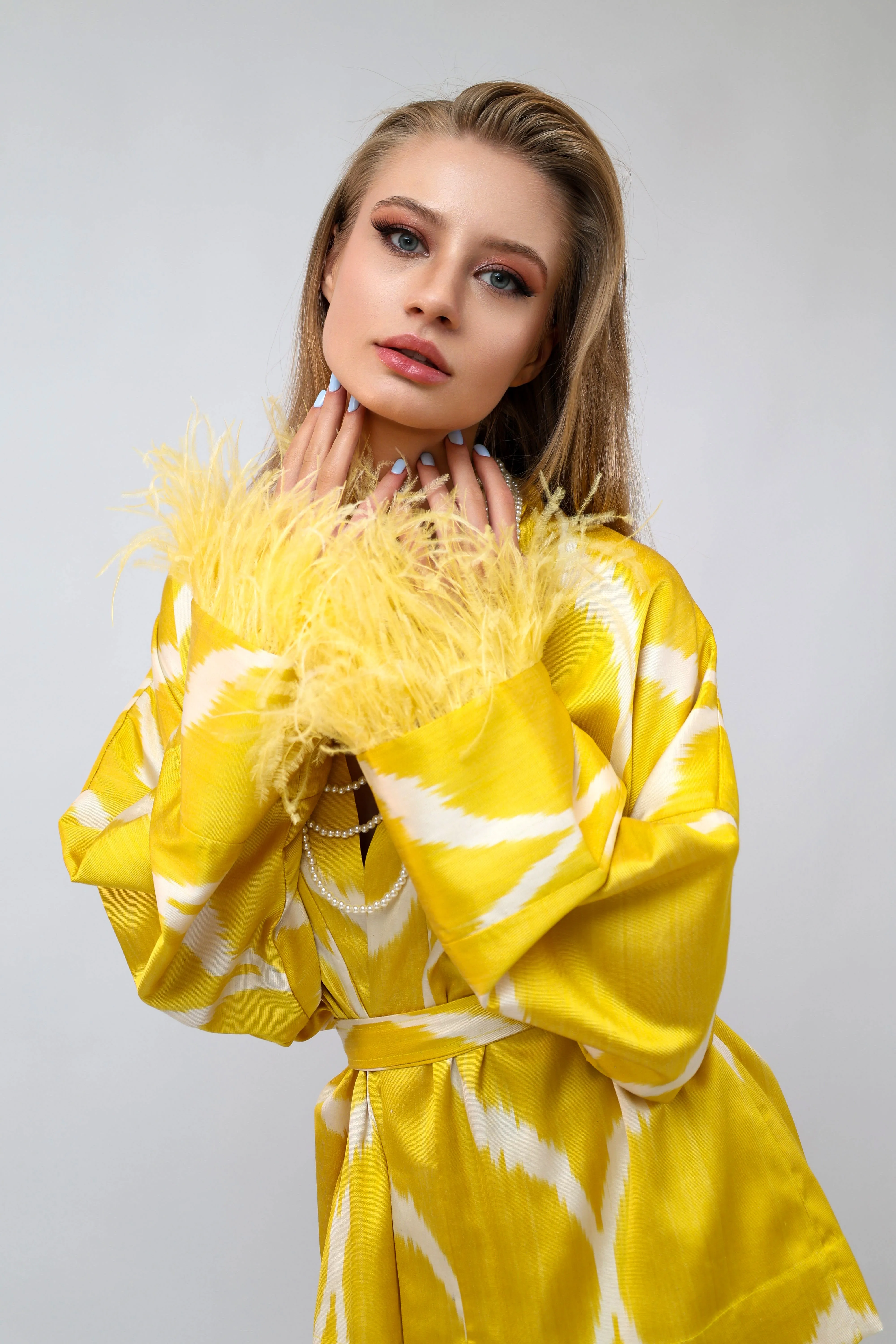 85 % Silk Yellow Mini Kimono With Feathers