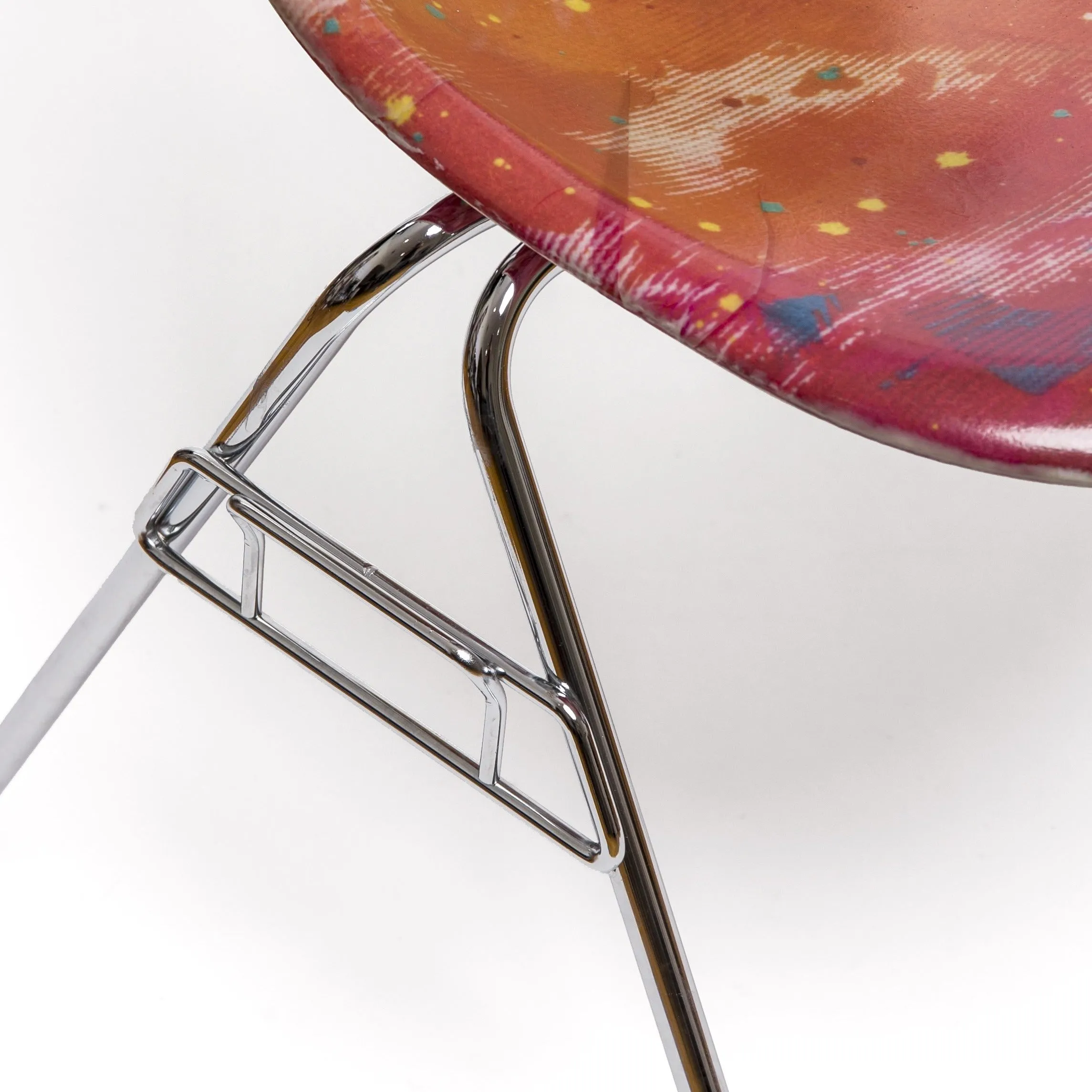 A&P   STASH   Modernica Case Study® Furniture Side Shell Chair