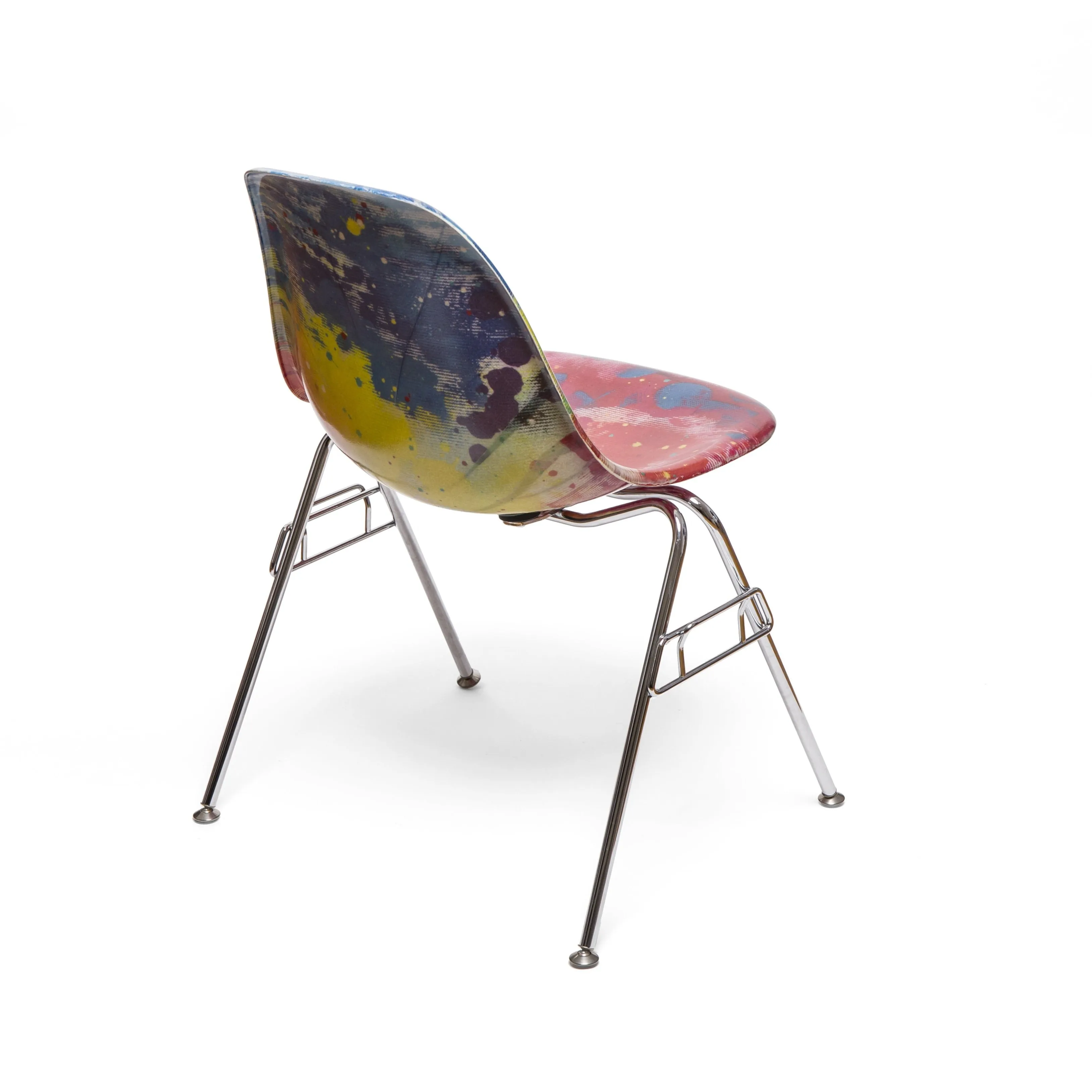 A&P   STASH   Modernica Case Study® Furniture Side Shell Chair