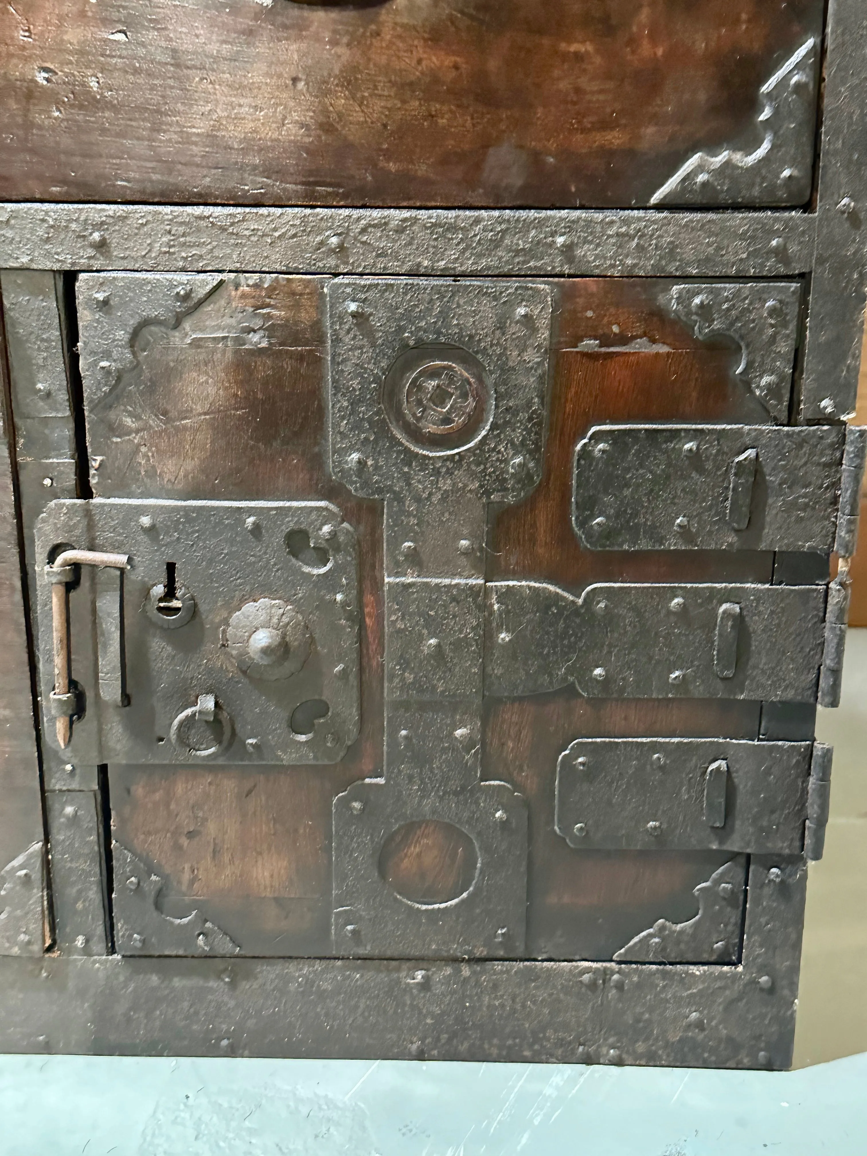 Antique Japanese Edo Era c1850's Clothing Tansu Chest Kiri Wood 34.5"
