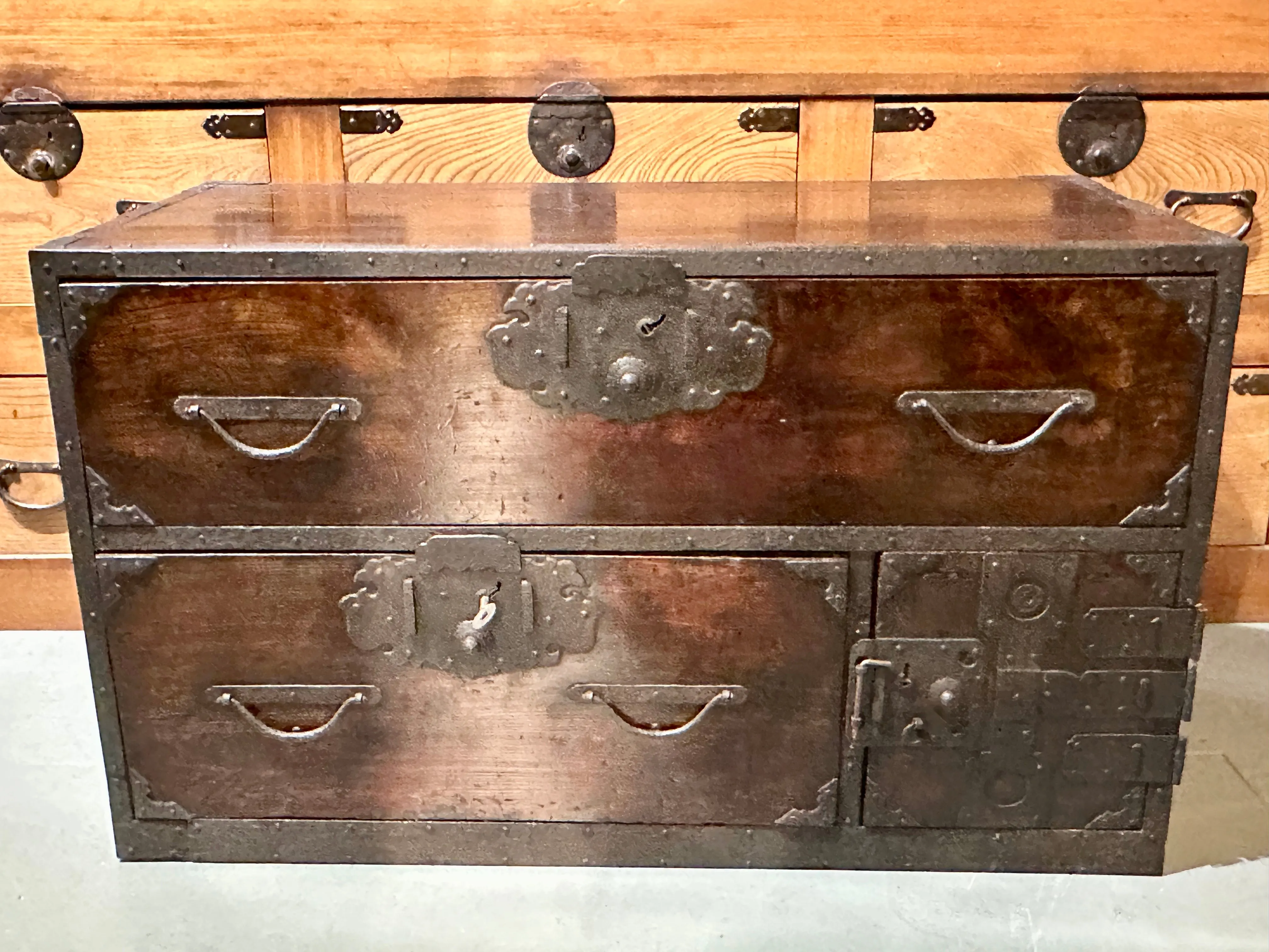 Antique Japanese Edo Era c1850's Clothing Tansu Chest Kiri Wood 34.5"