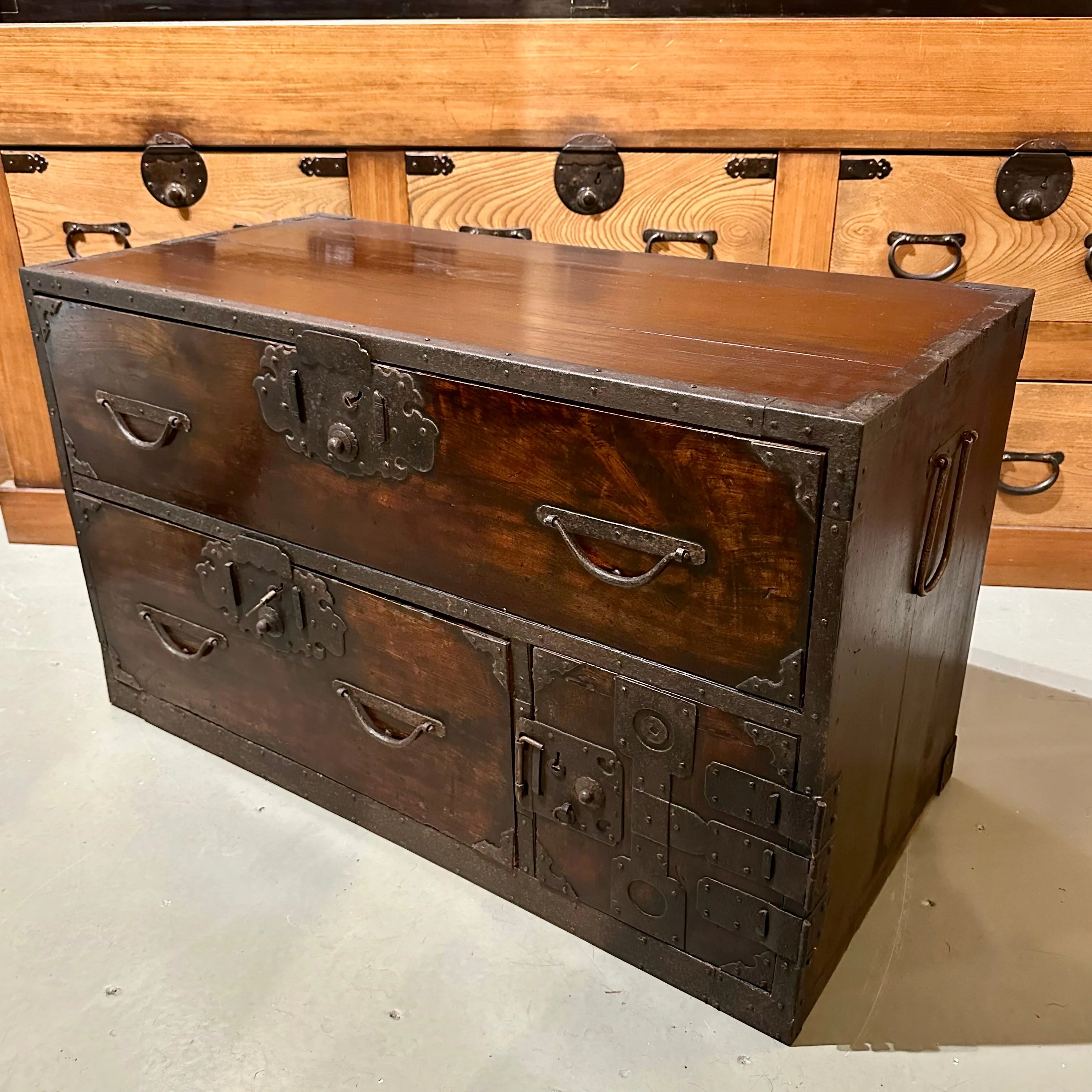 Antique Japanese Edo Era c1850's Clothing Tansu Chest Kiri Wood 34.5"