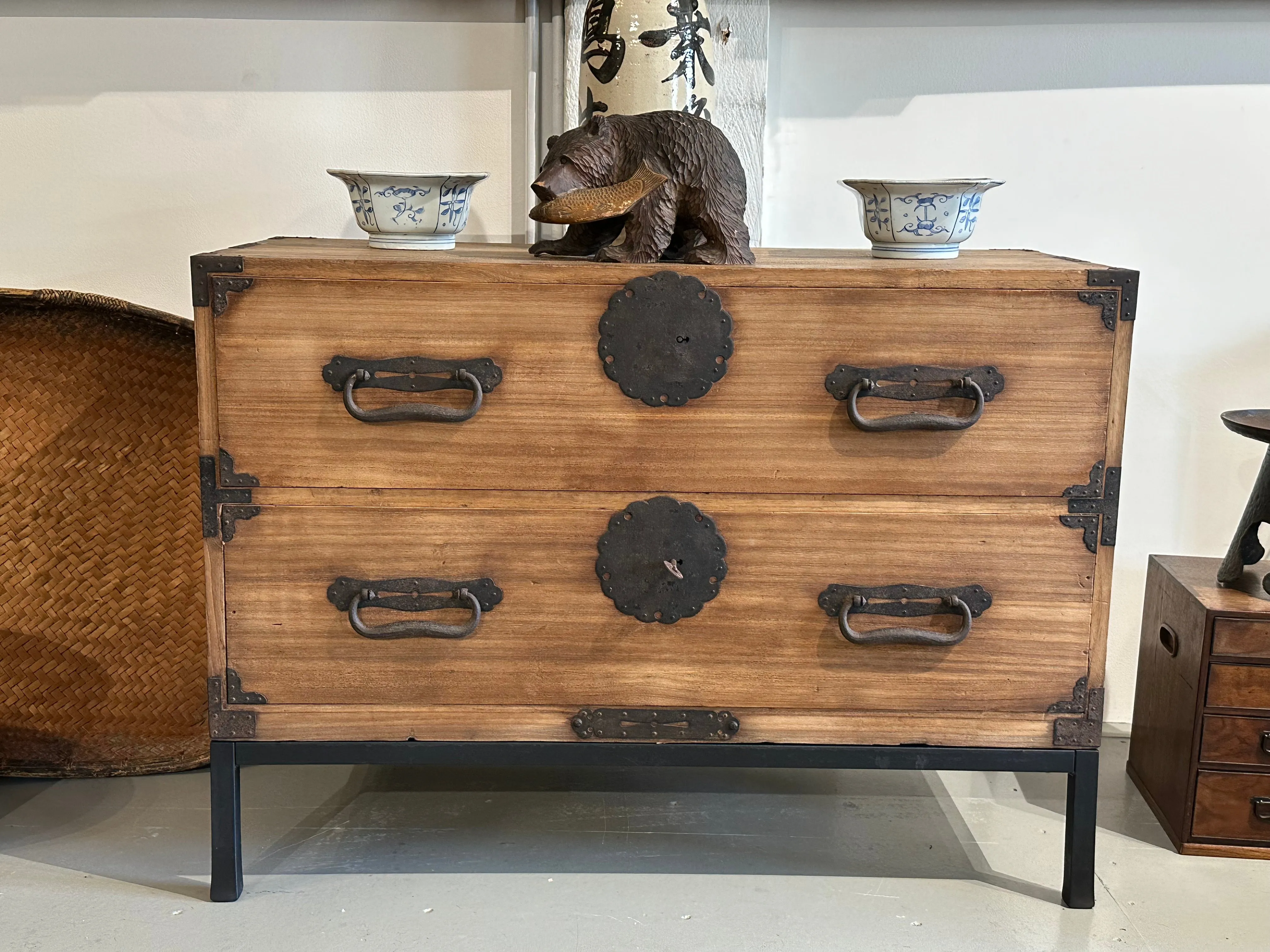 Antique Japanese Meiji Era c1870's Clothing Tansu Chest Kiri Wood 39.5"