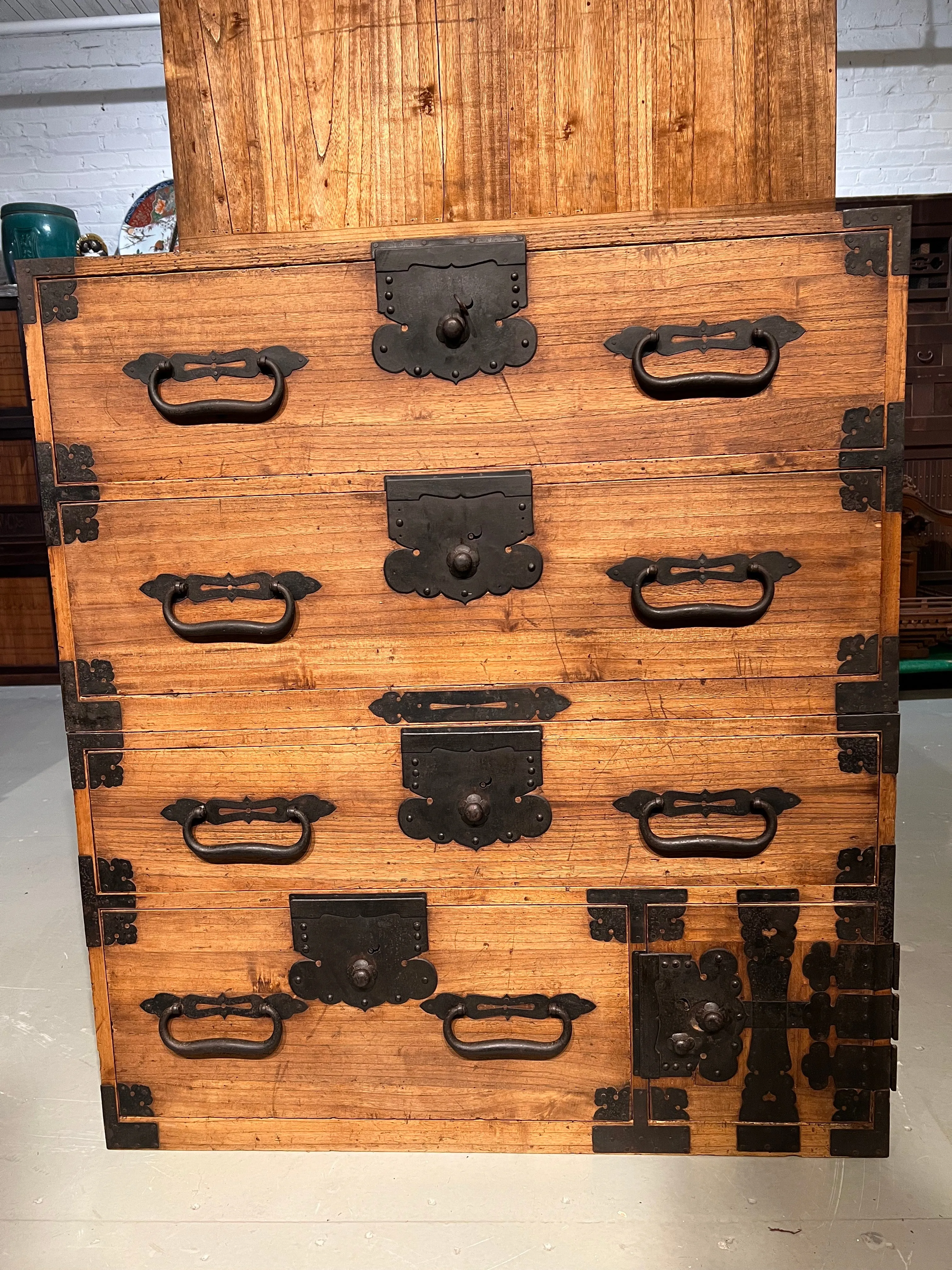 Antique Japanese Meiji Era c1880 Kasane Clothing Tansu Chest Kiri Wood 36"W