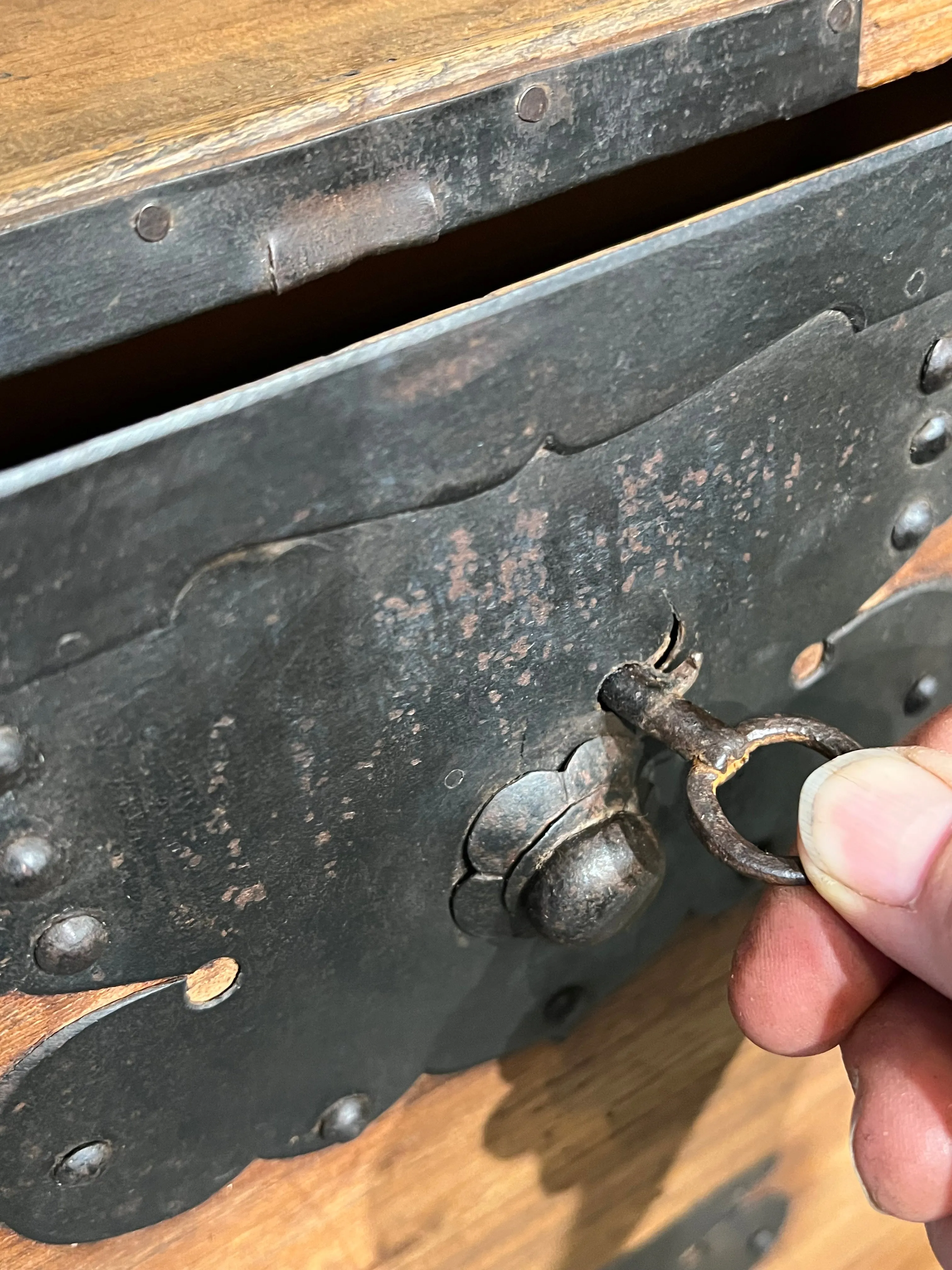 Antique Japanese Meiji Era c1880 Kasane Clothing Tansu Chest Kiri Wood 36"W