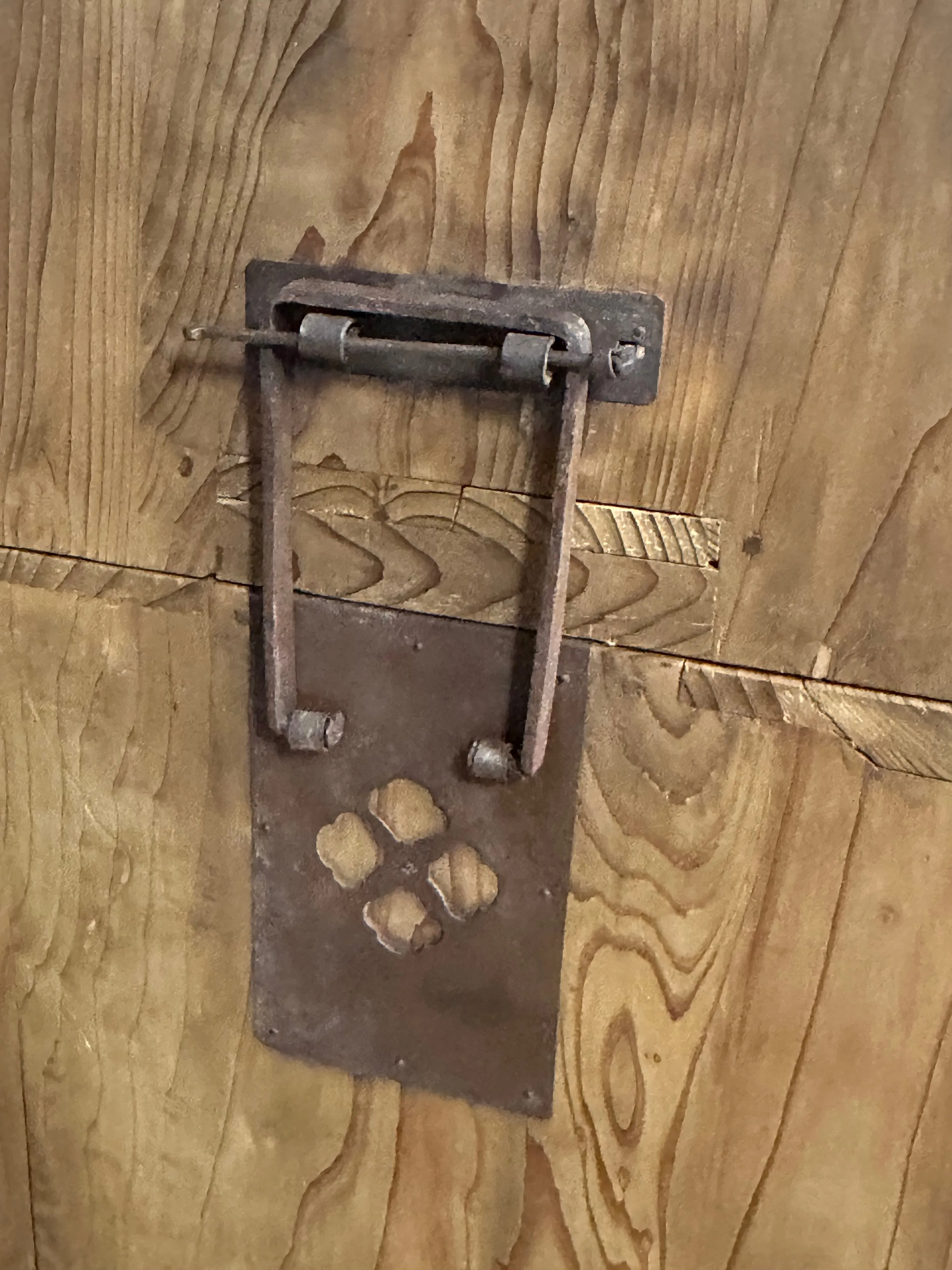 Antique Japanese Meiji Era c1880 Kasane Clothing Tansu Kiri Wood 37"W