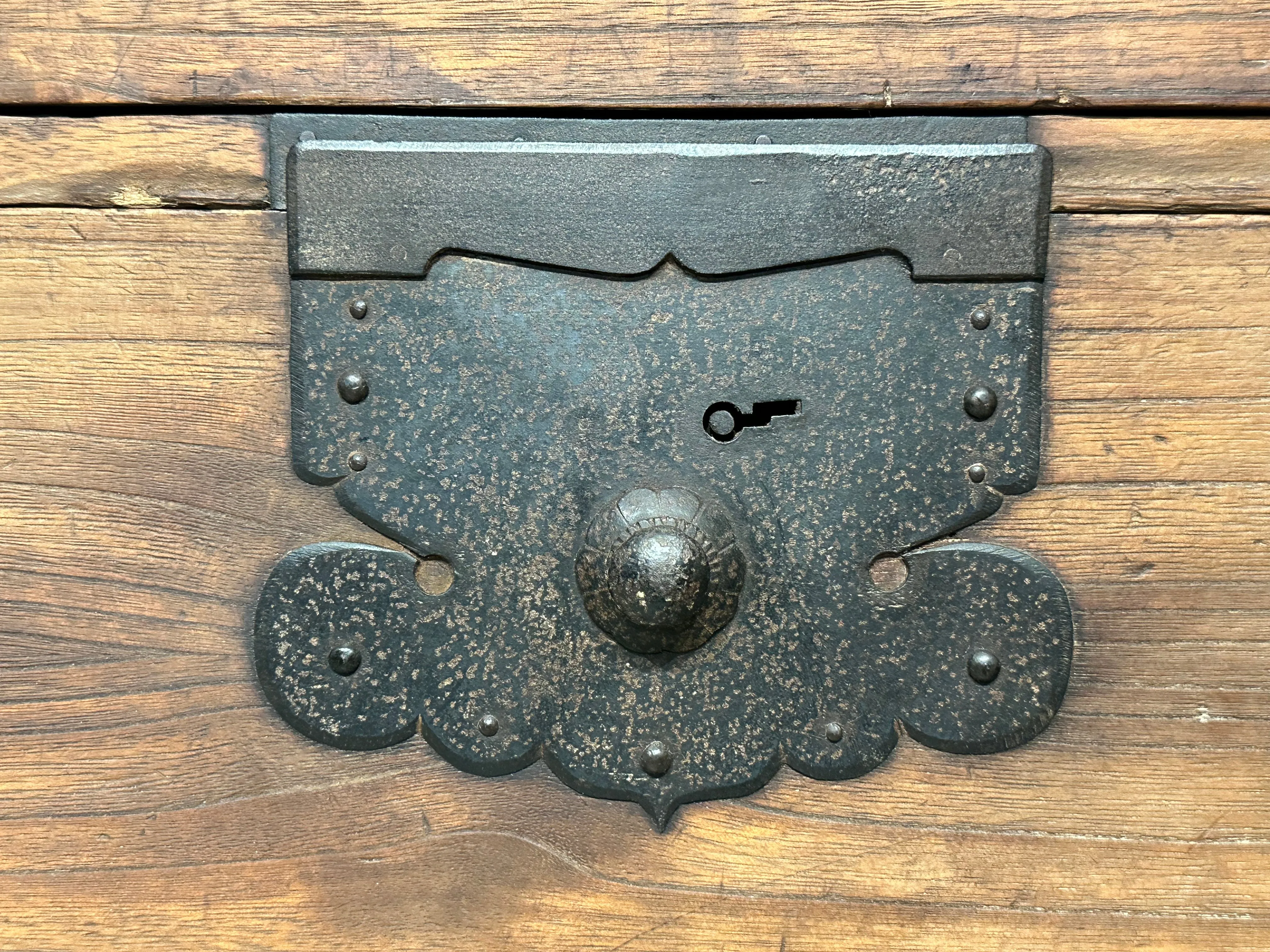 Antique Japanese Meiji Era c1890 Kasane Clothing Tansu Chest Kiri Wood 38"W