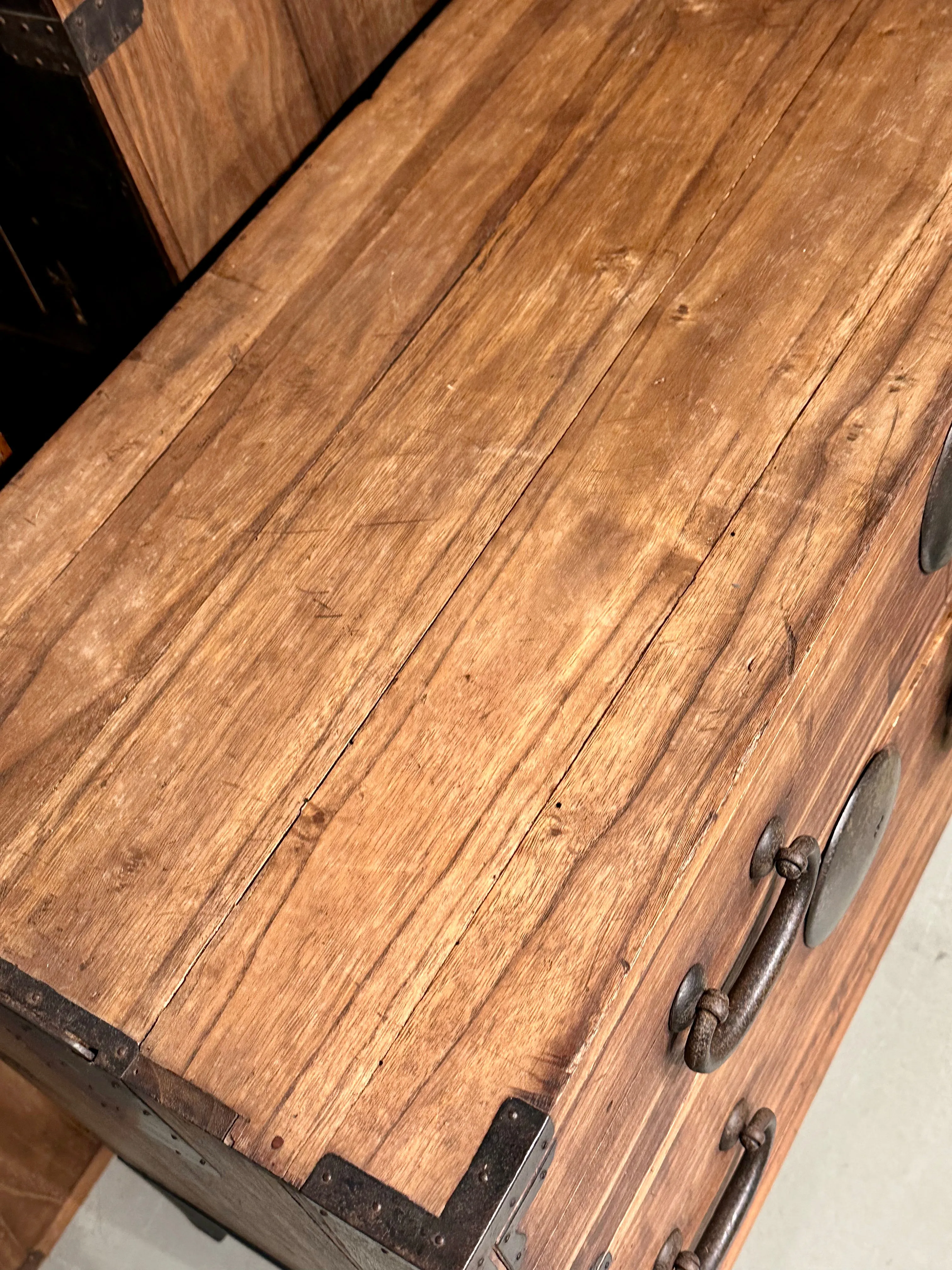 Antique Japanese Meiji Era c1890's Clothing Kiri Kimono Tansu Stand 36.5"