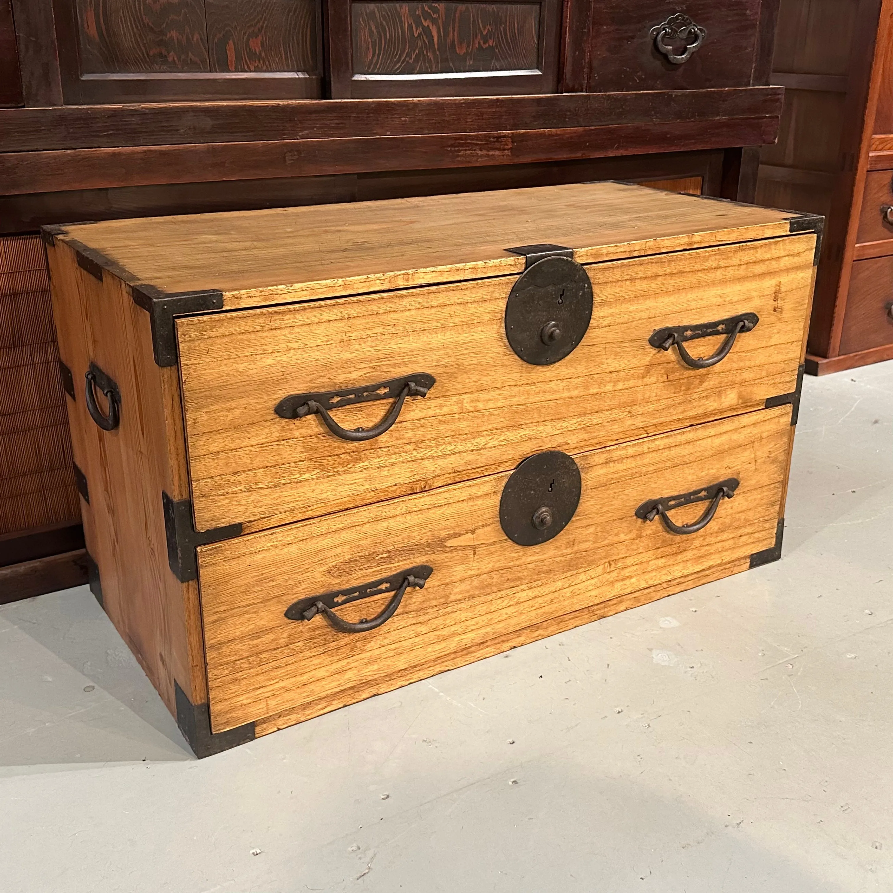 Antique Japanese Meiji Era c1890's Clothing Tansu Kiri Wood 36"