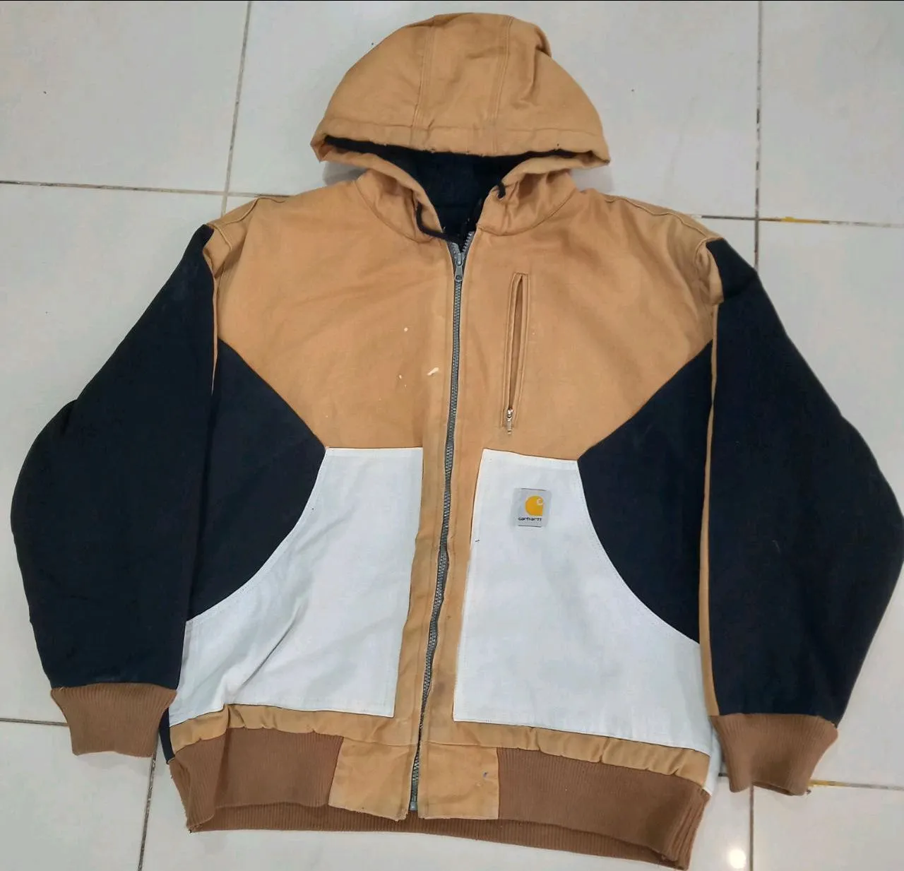 Discount Deal Reworked Carhartt Hood - 30 piece