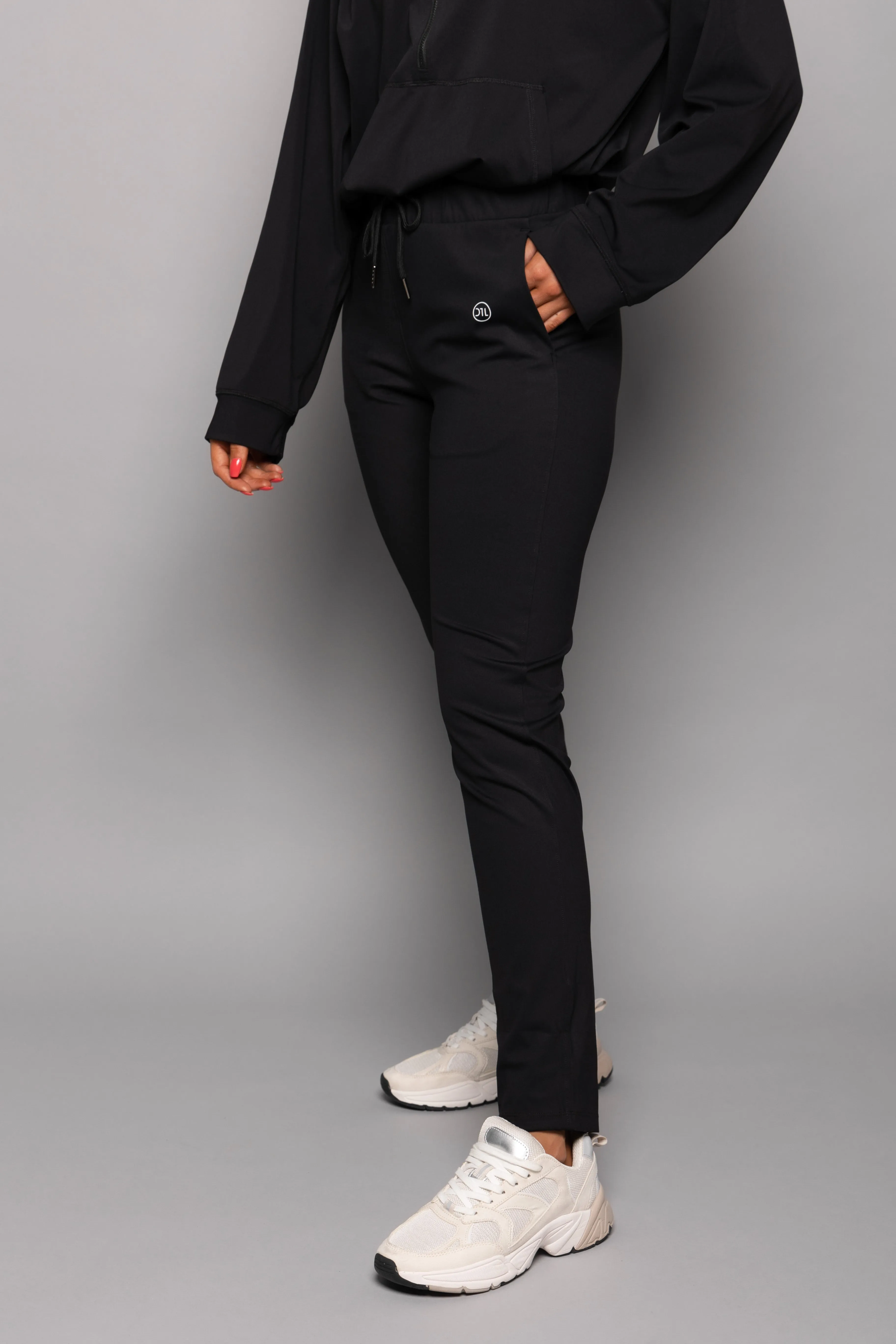 EVERYDAY JOGGER PANTS