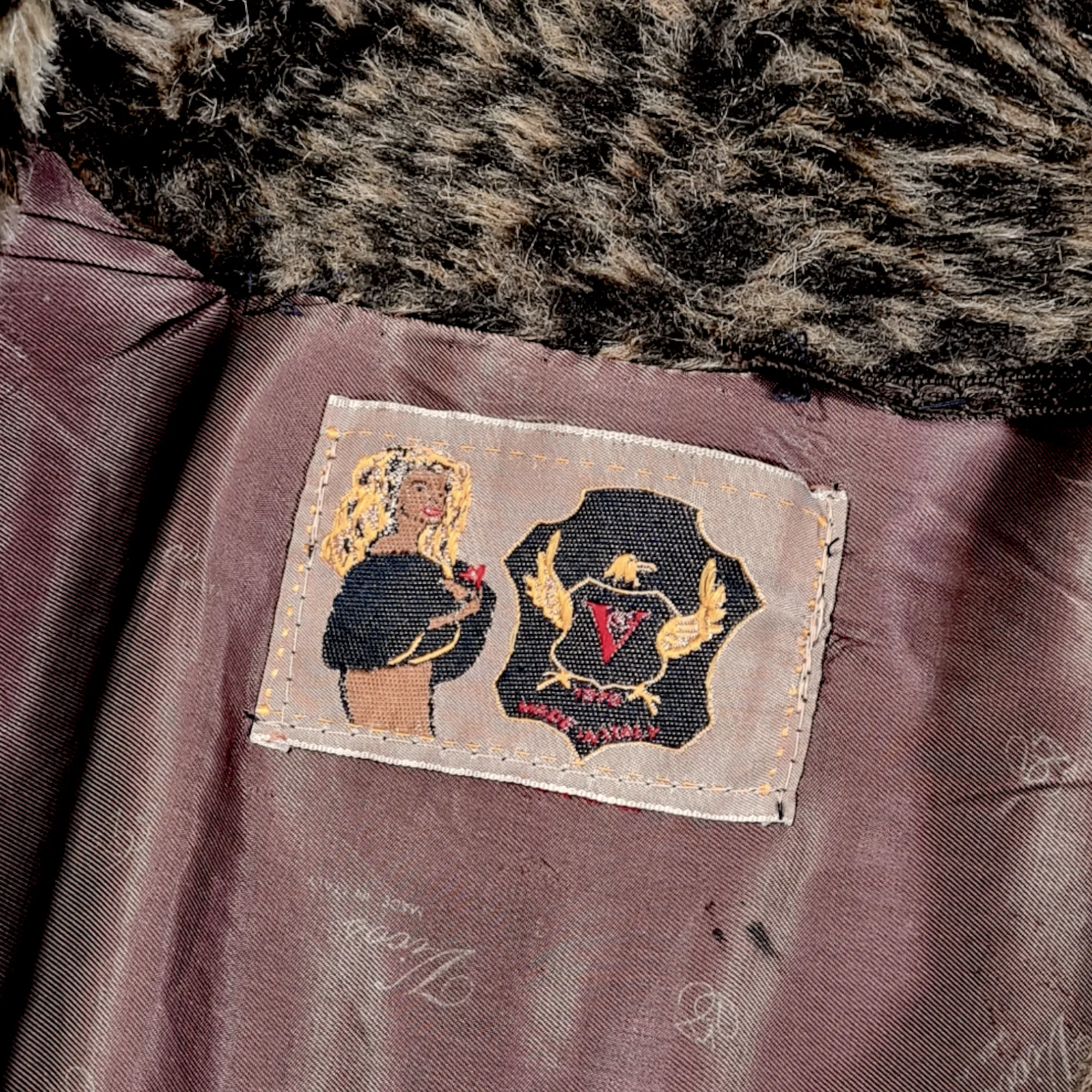 FAKE FUR COAT : SIZE L
