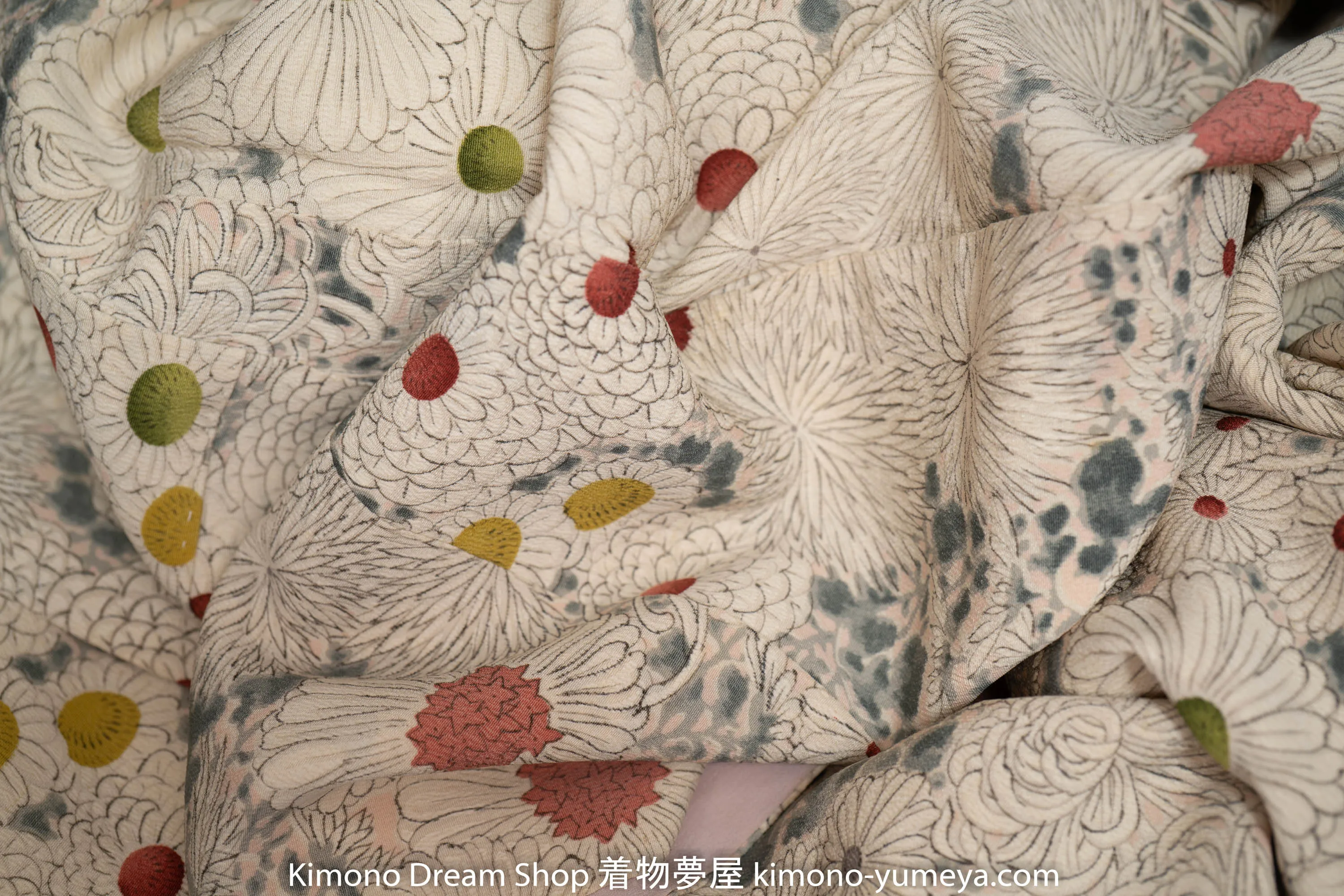 Highly Detailed Pencil Drawn Style Komon Kimono - Chrysanthemum Flowers Stencil - White Vintage Silk