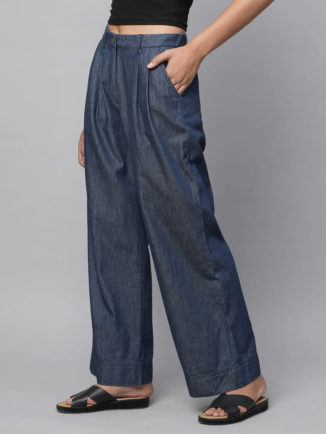 Light Weight Pleated Flared Leg Denims