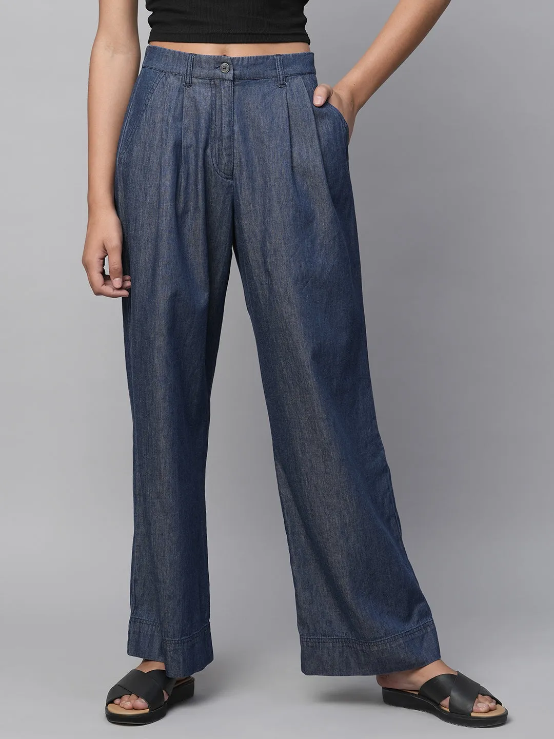 Light Weight Pleated Flared Leg Denims