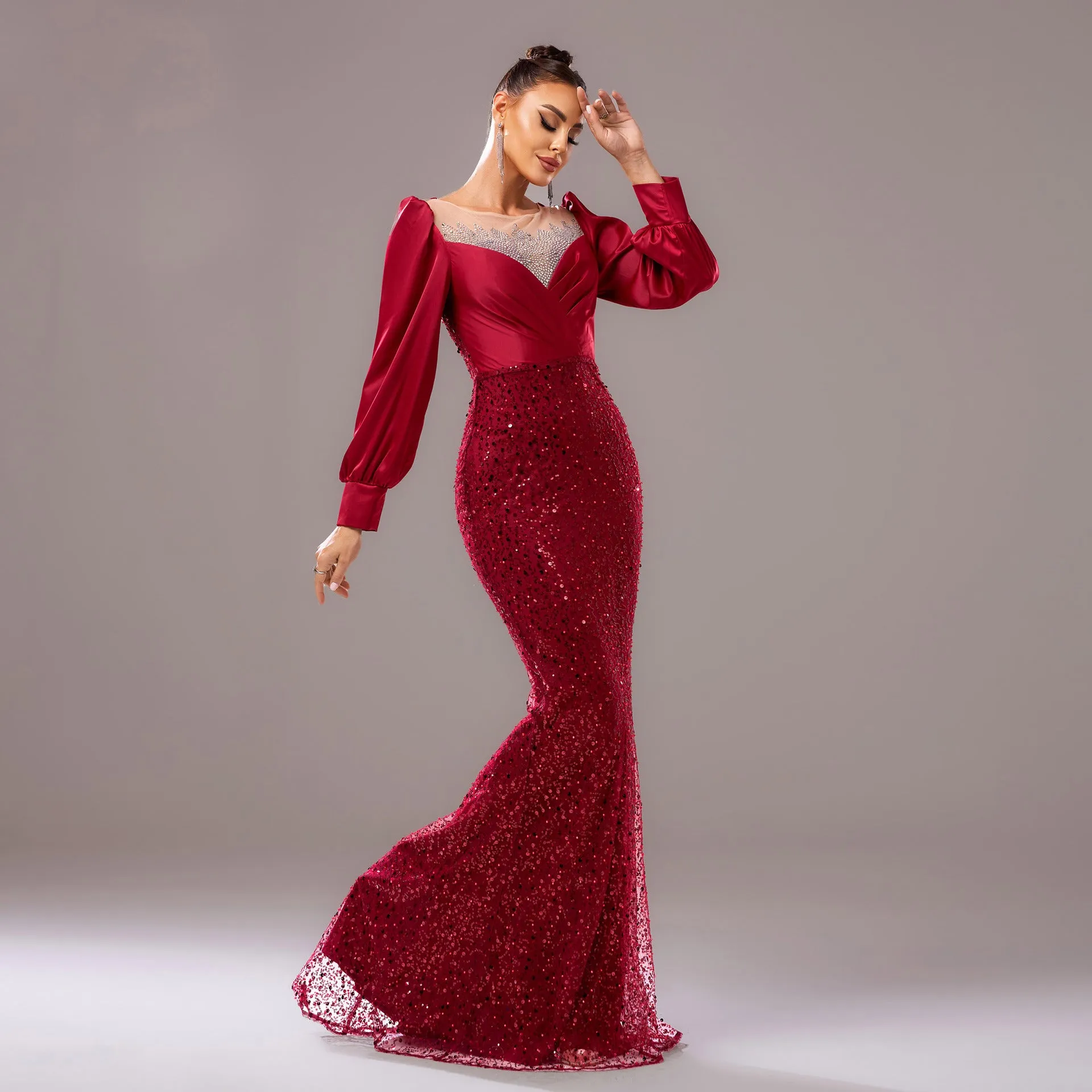 Long Sleeve Round Neck Rhinestone Sequined Evening Dress