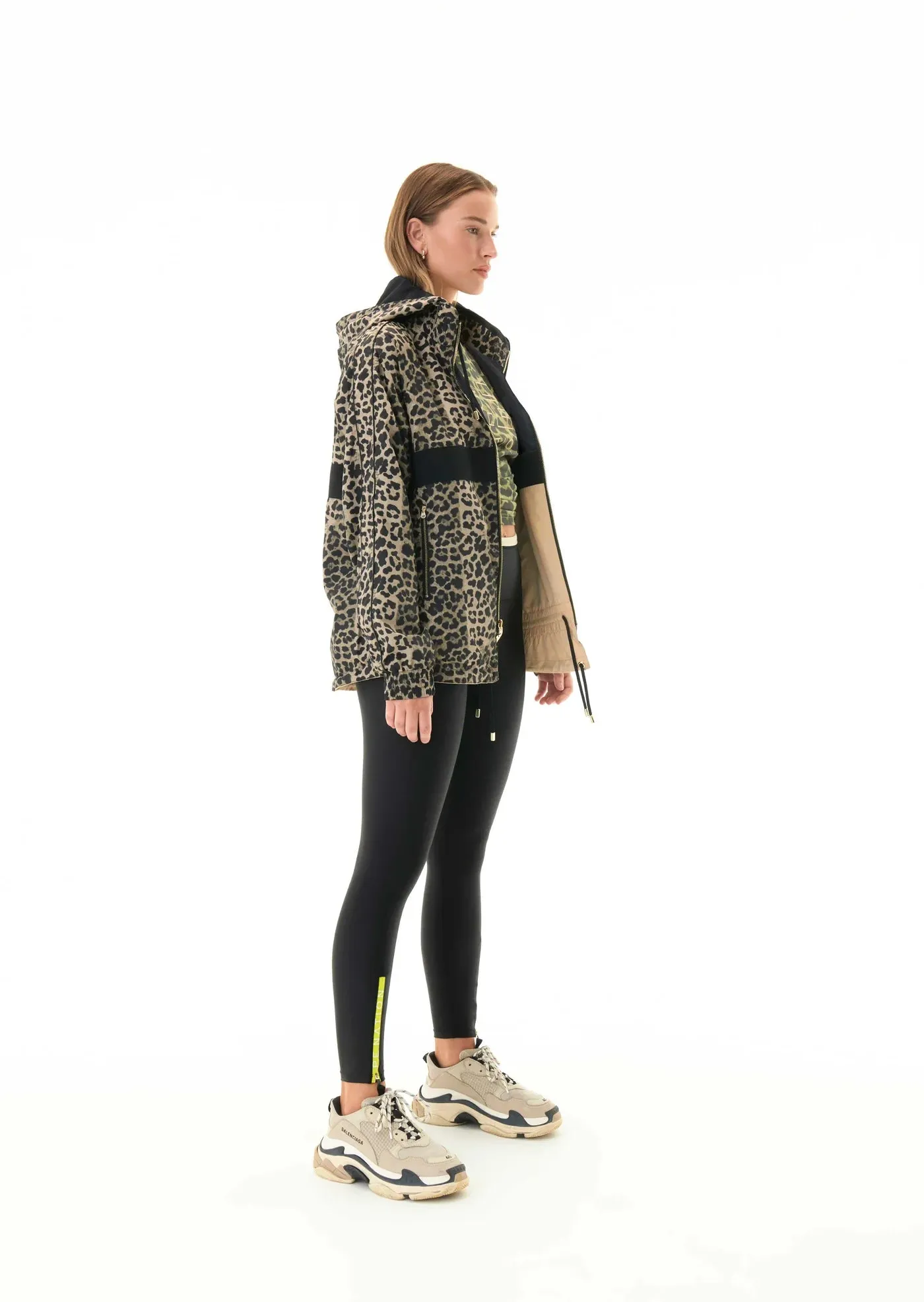 P.E Nation REVERSIBLE MAN DOWN JACKET IN BEIGE
