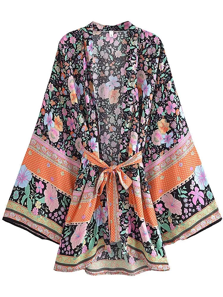 Short Kimono Black Flowers
