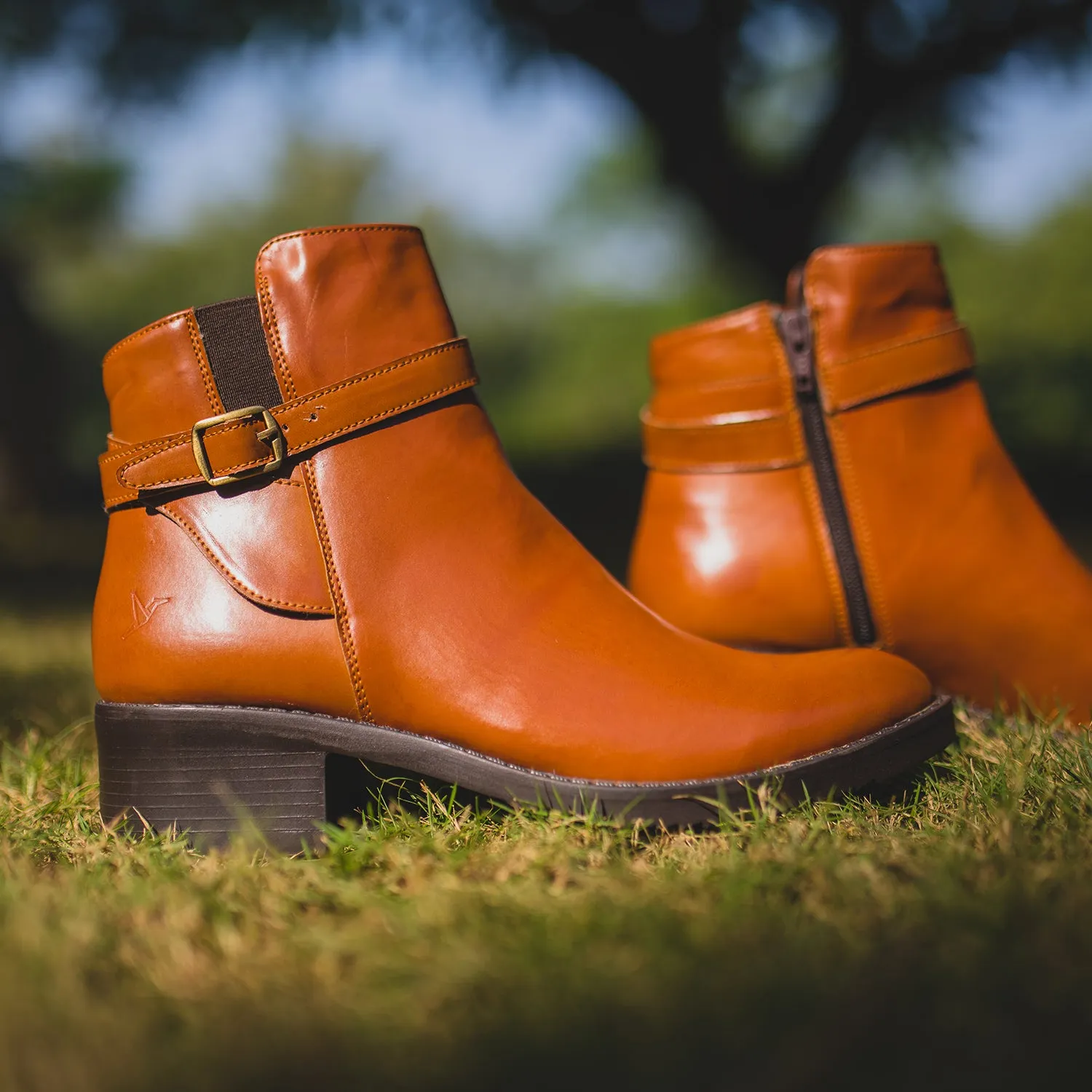 Slays Collar Strap Boots