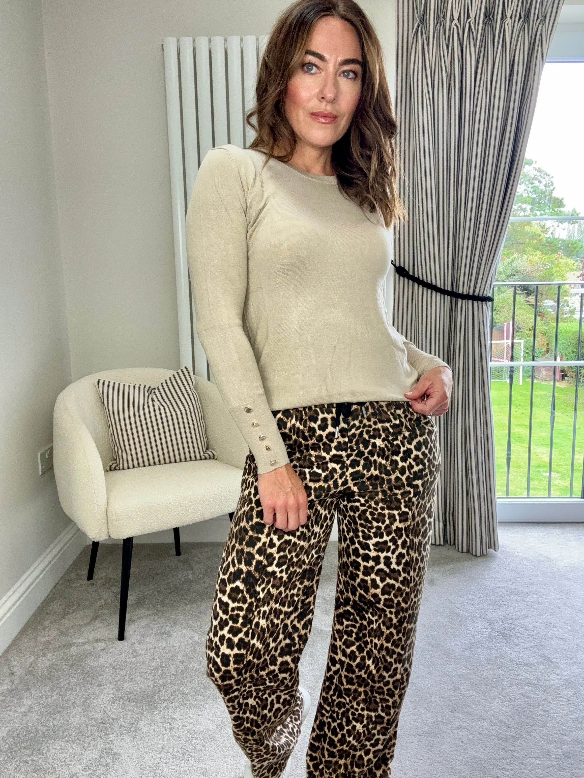 TAILORED ANIMAL PRINT JOGGER