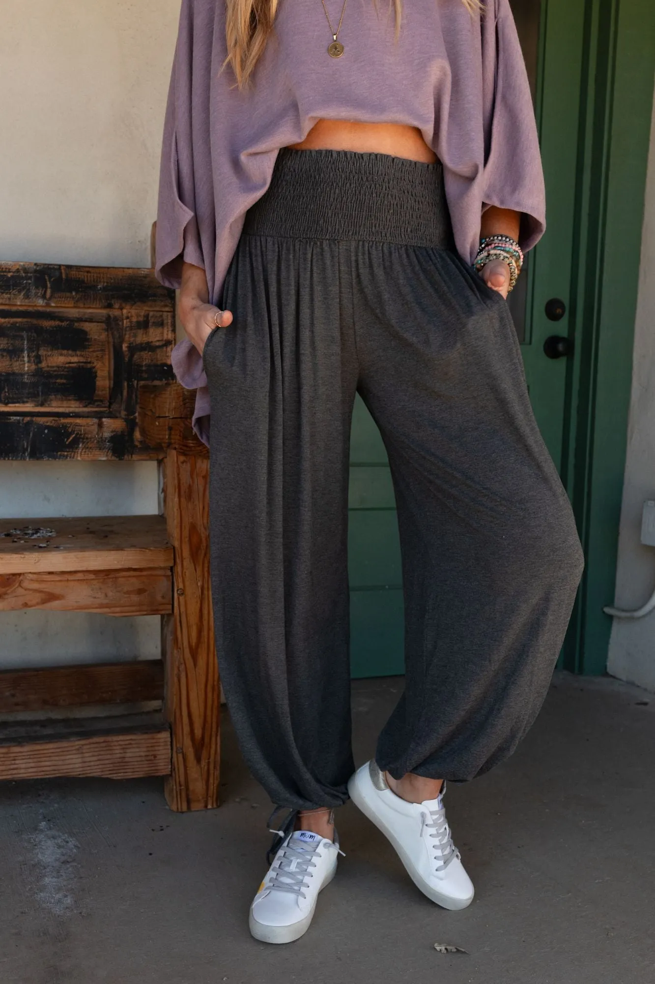 The Nest Angelica Smocked Pant - Charcoal