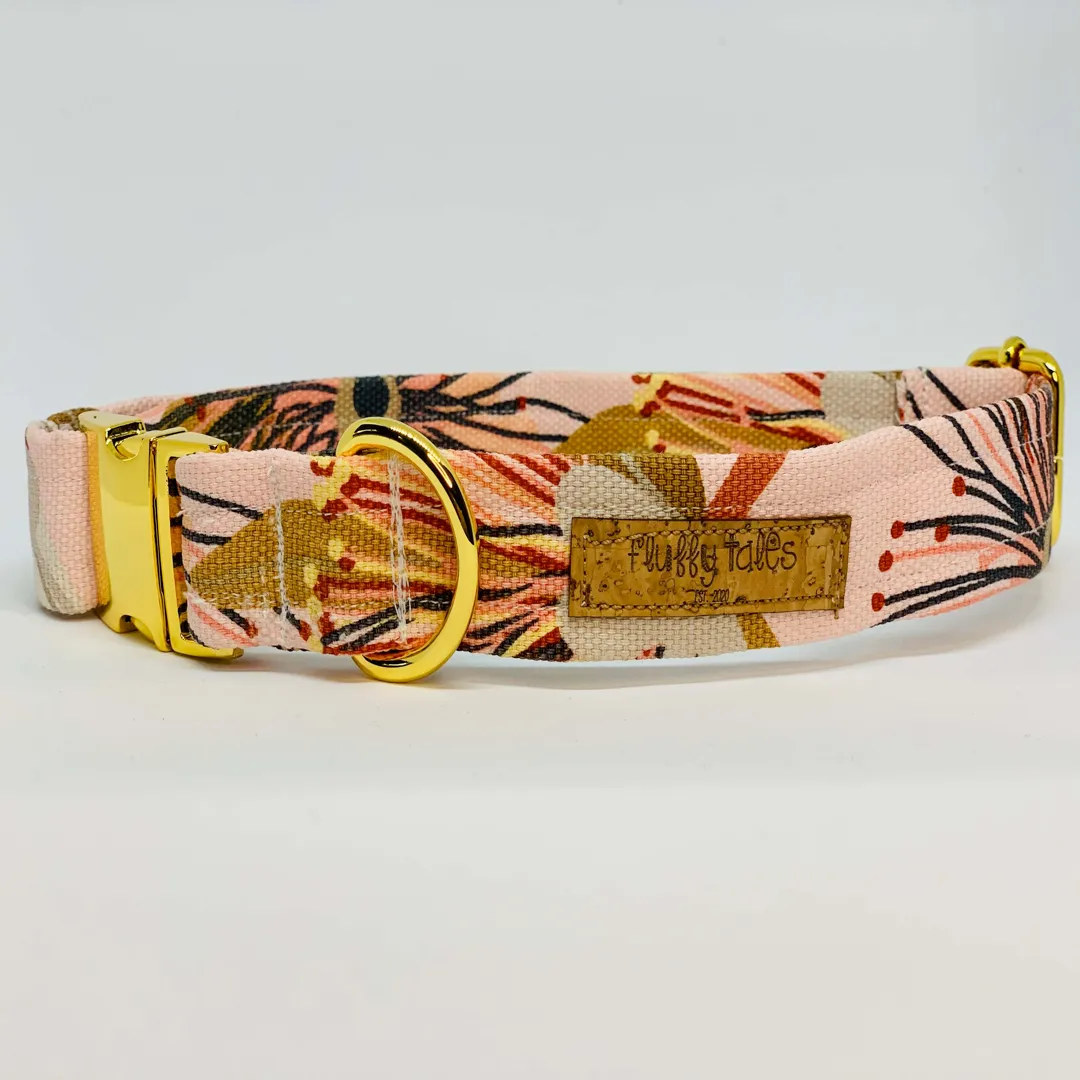 The 'Penda Floral' Collar