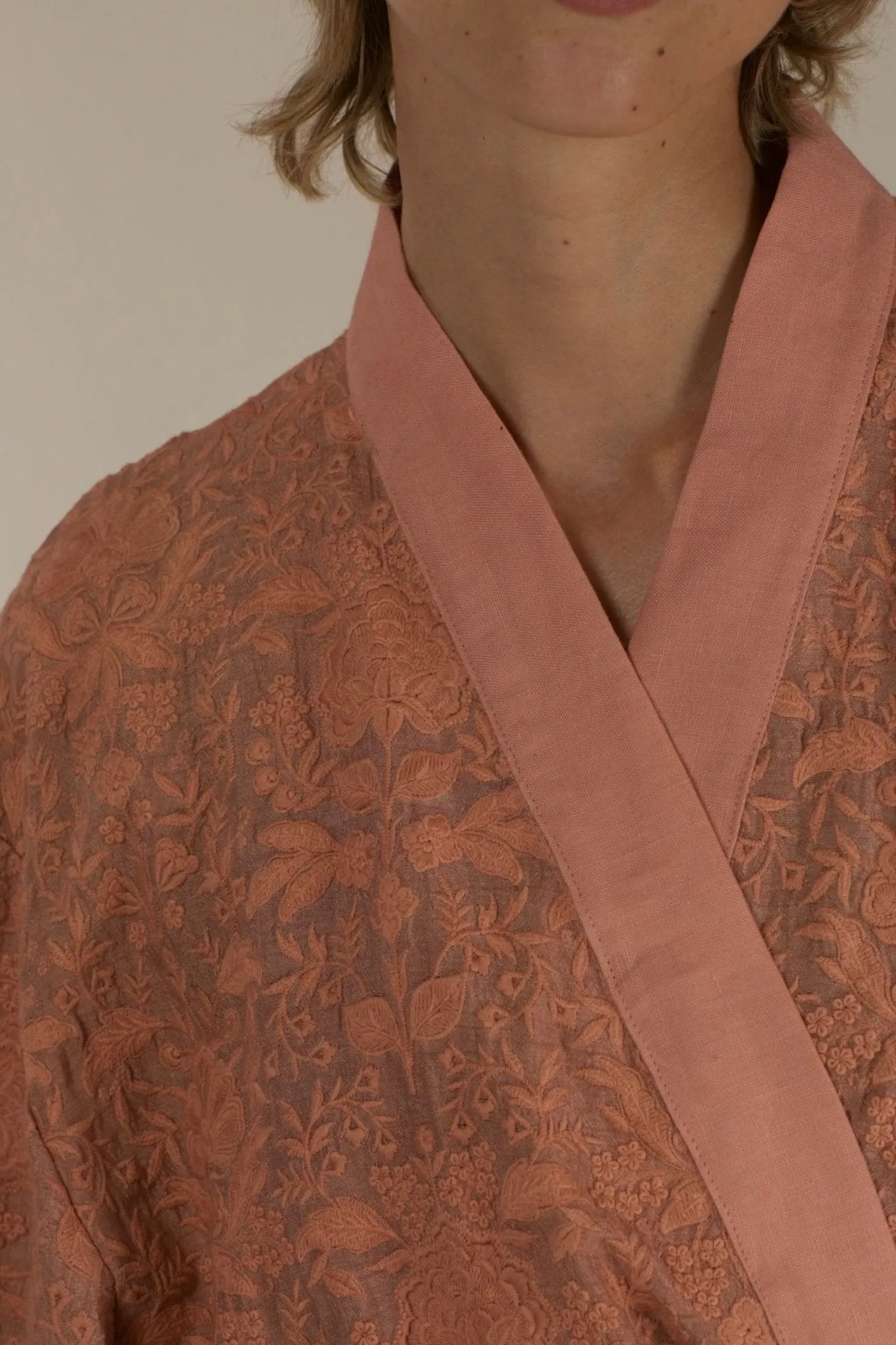 TUSSER SILK PEACH EMBROIDERED KIMONO ZOLA
