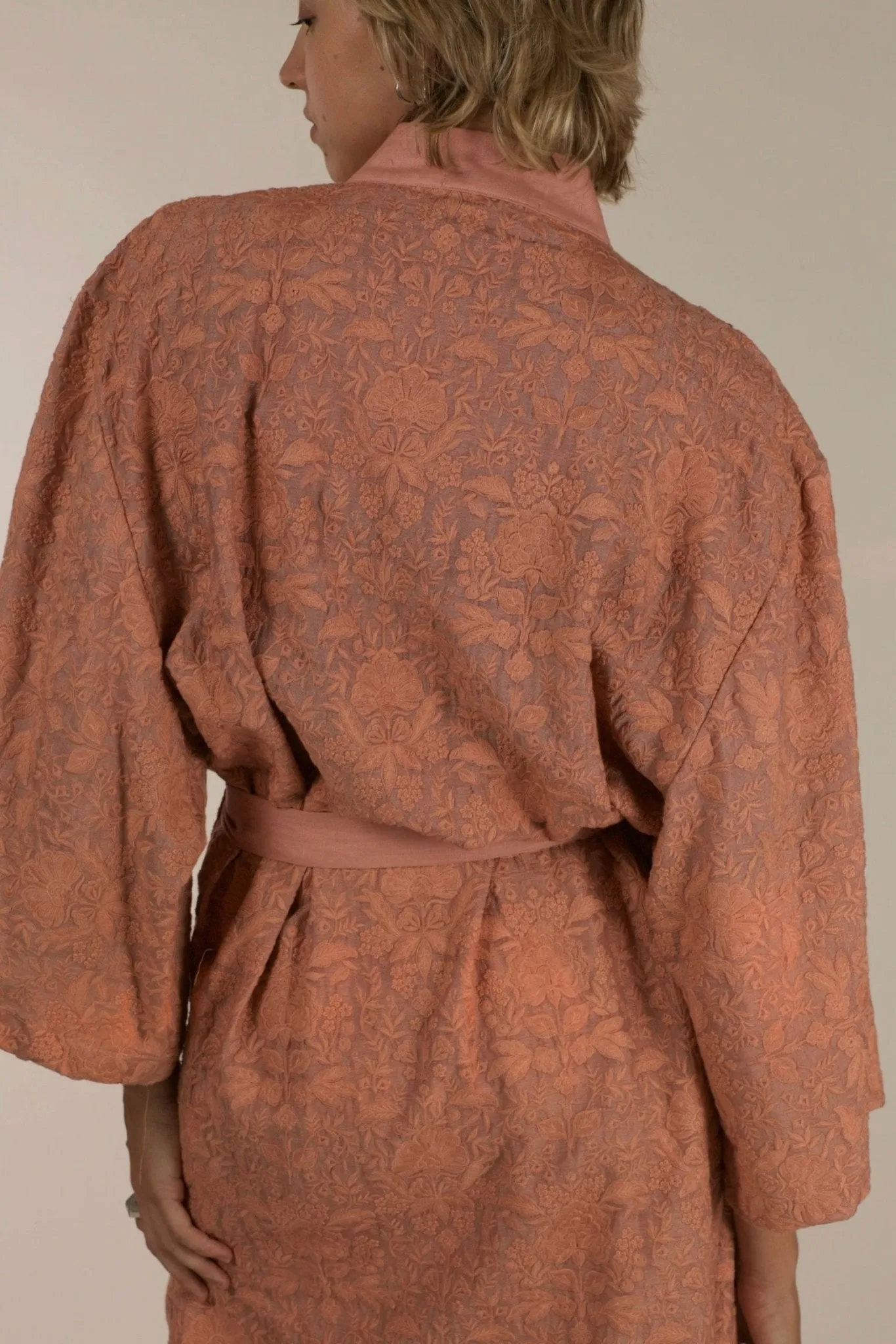 TUSSER SILK PEACH EMBROIDERED KIMONO ZOLA