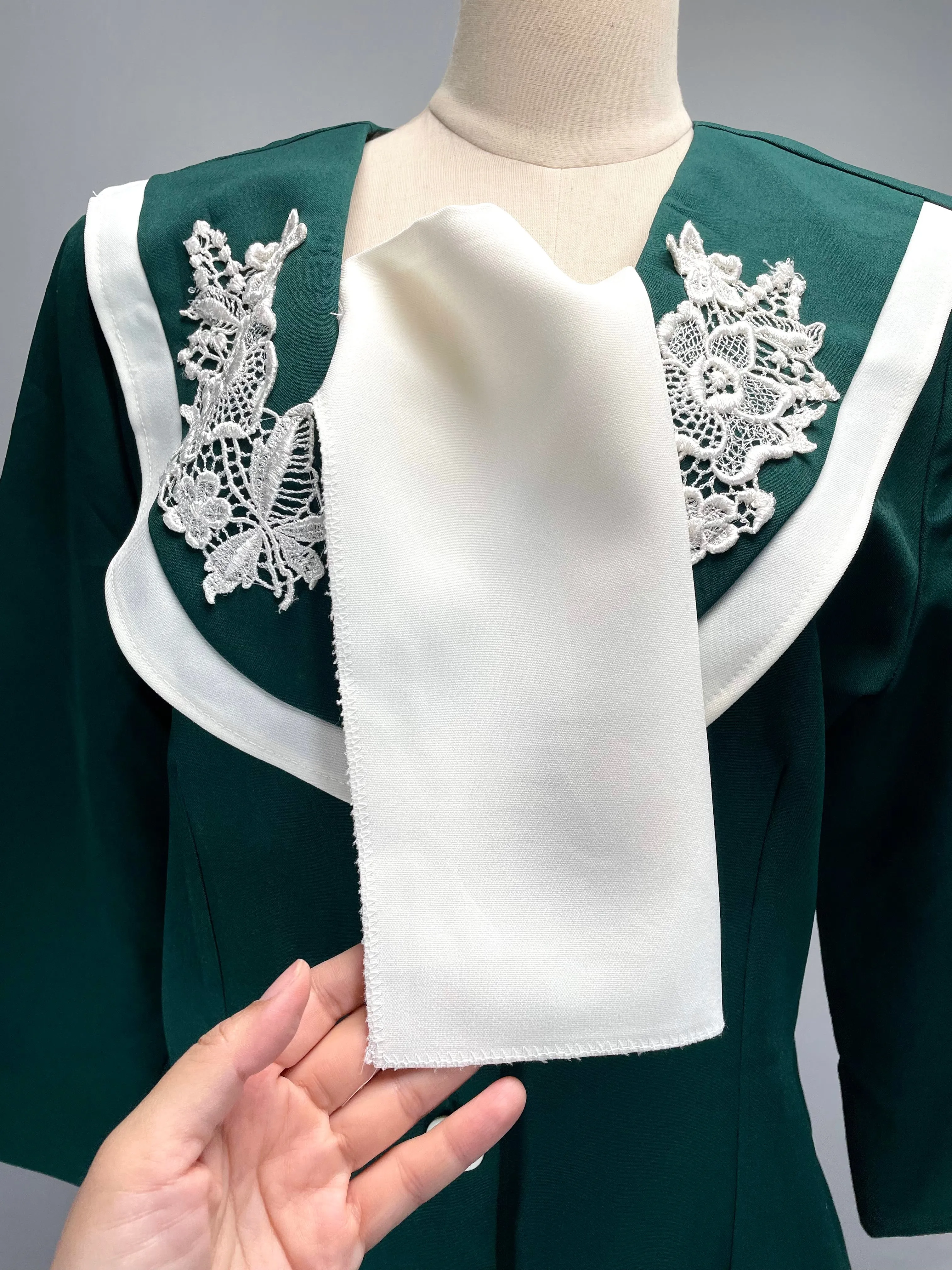 Vintage 1980s power suit Forest green dress with Lace lapels