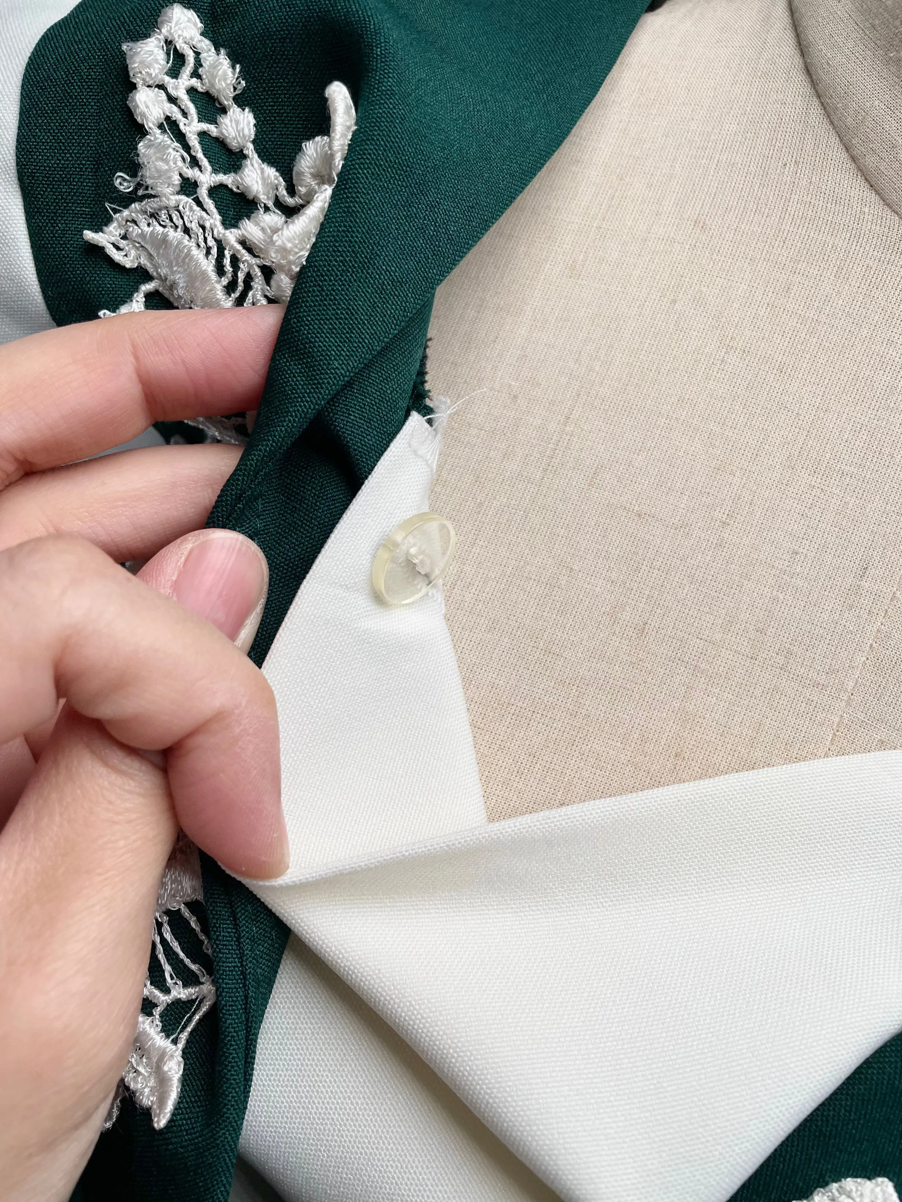 Vintage 1980s power suit Forest green dress with Lace lapels