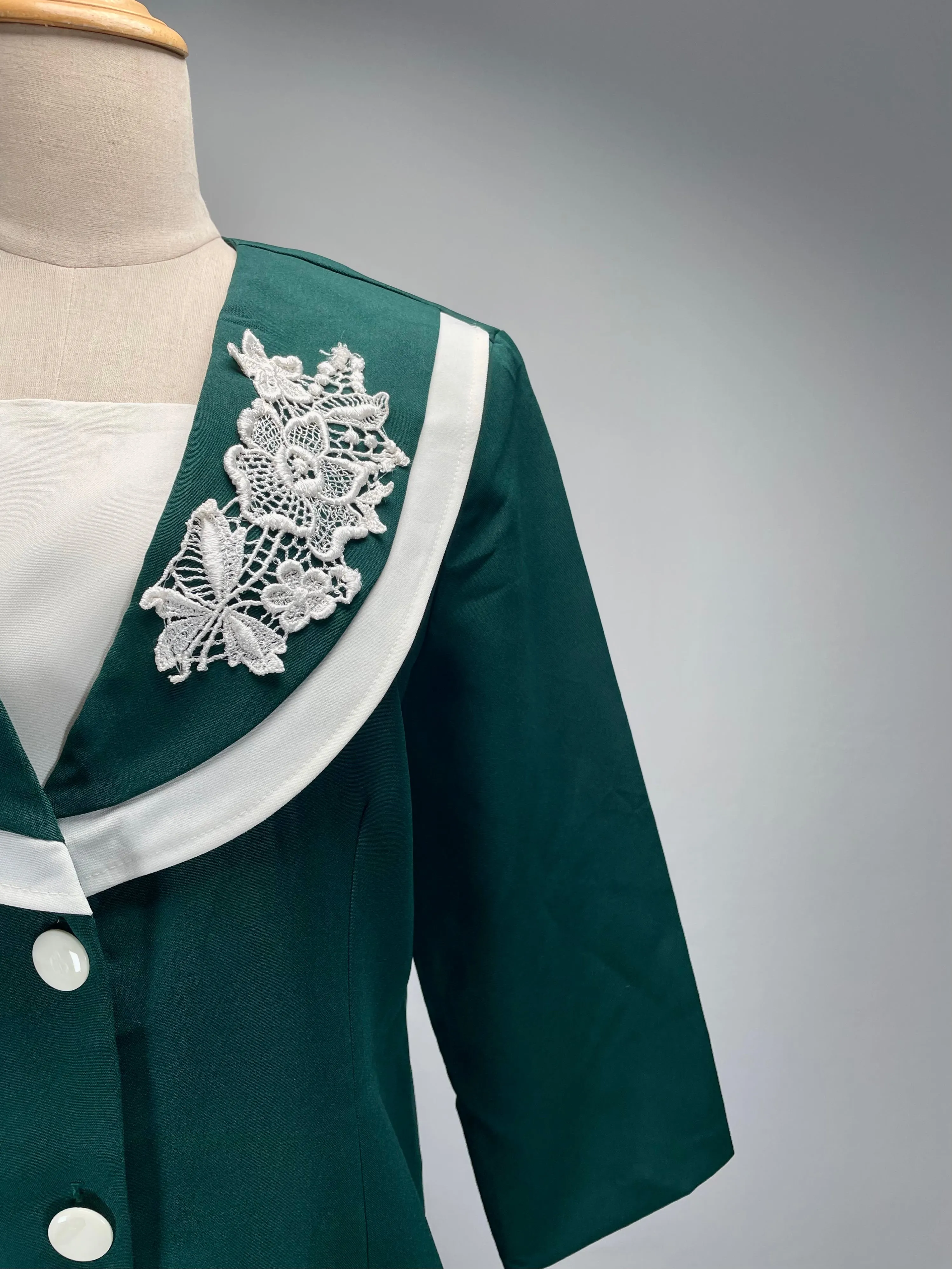 Vintage 1980s power suit Forest green dress with Lace lapels