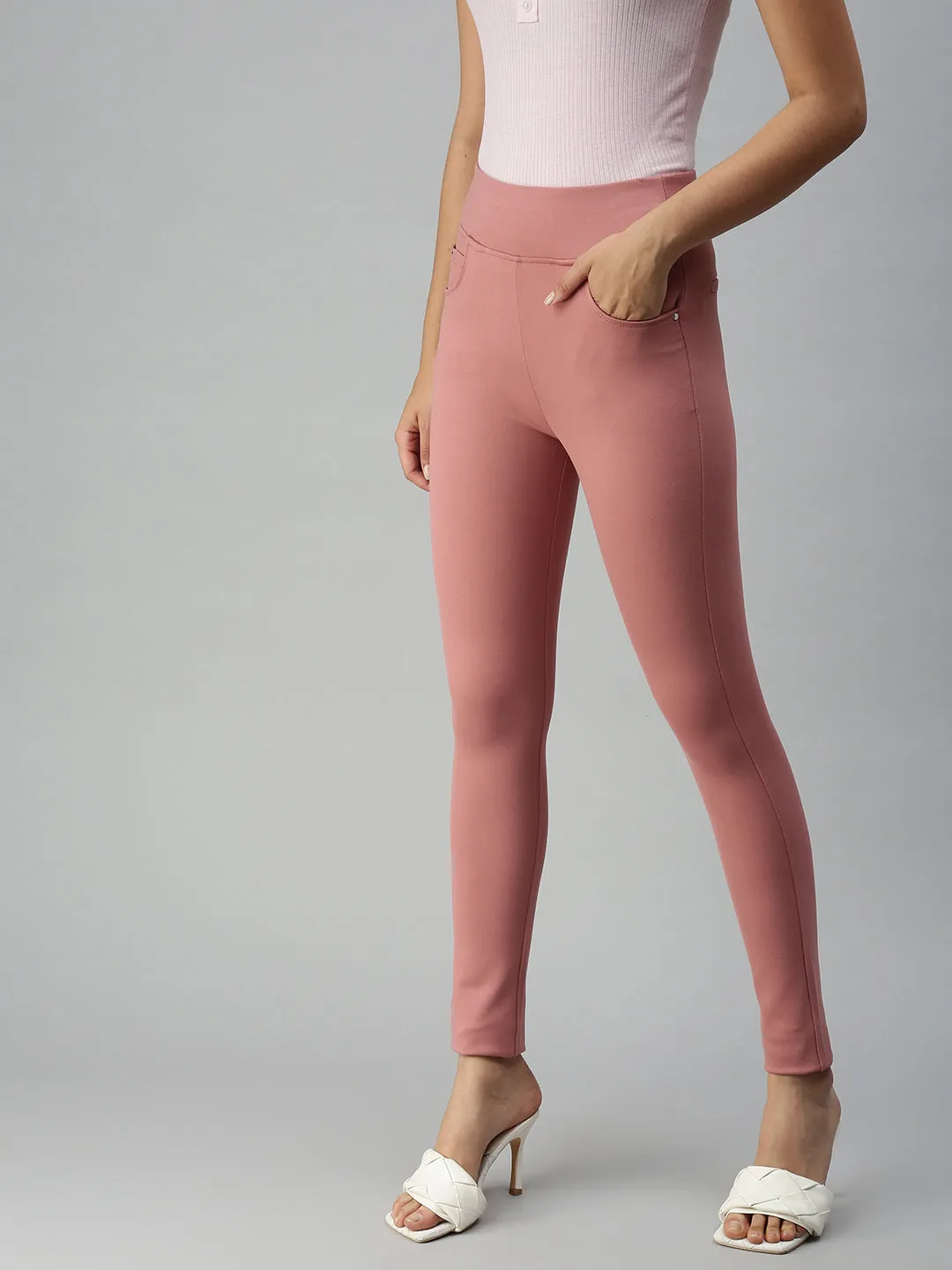 Women's Peach Solid Denim Slim Jeans